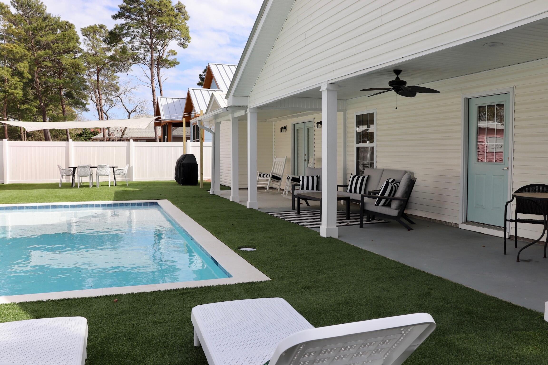 GULFVIEW HEIGHTS 1ST ADDN - Residential
