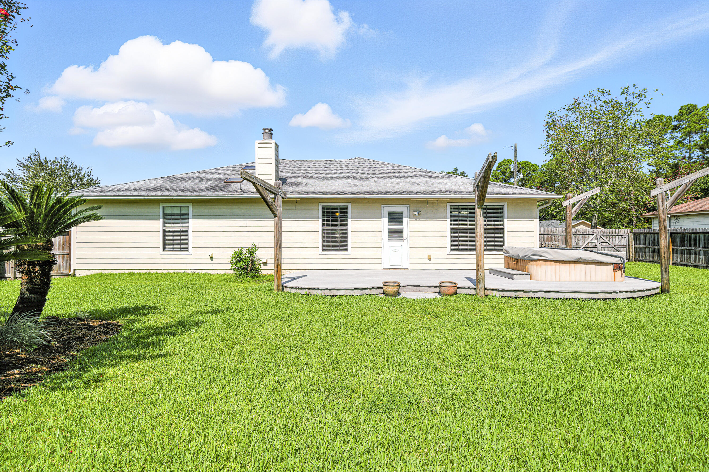 WYNNEHAVEN BEACH ESTATES - Residential