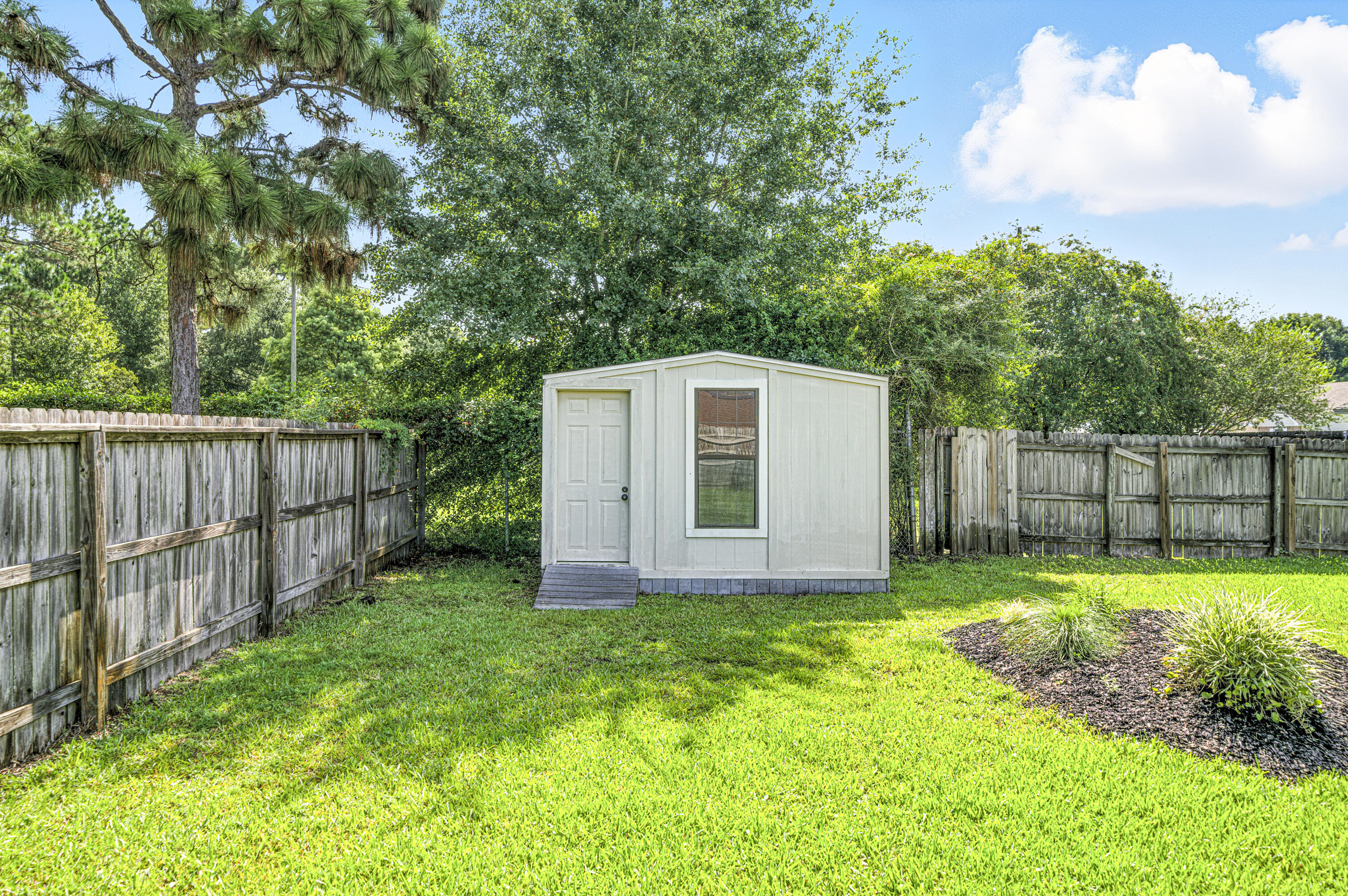 WYNNEHAVEN BEACH ESTATES - Residential