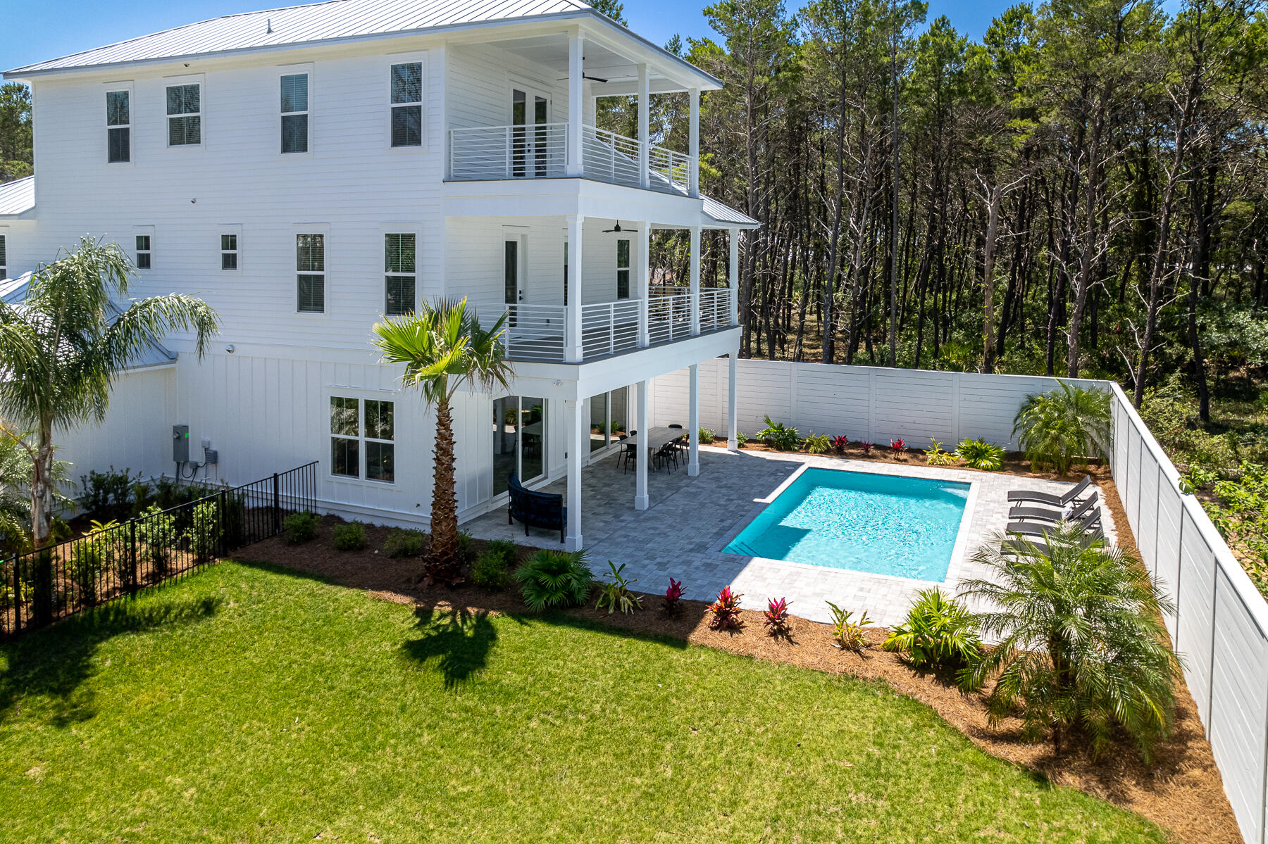 NO RECORDED SUBDIVISION - Residential