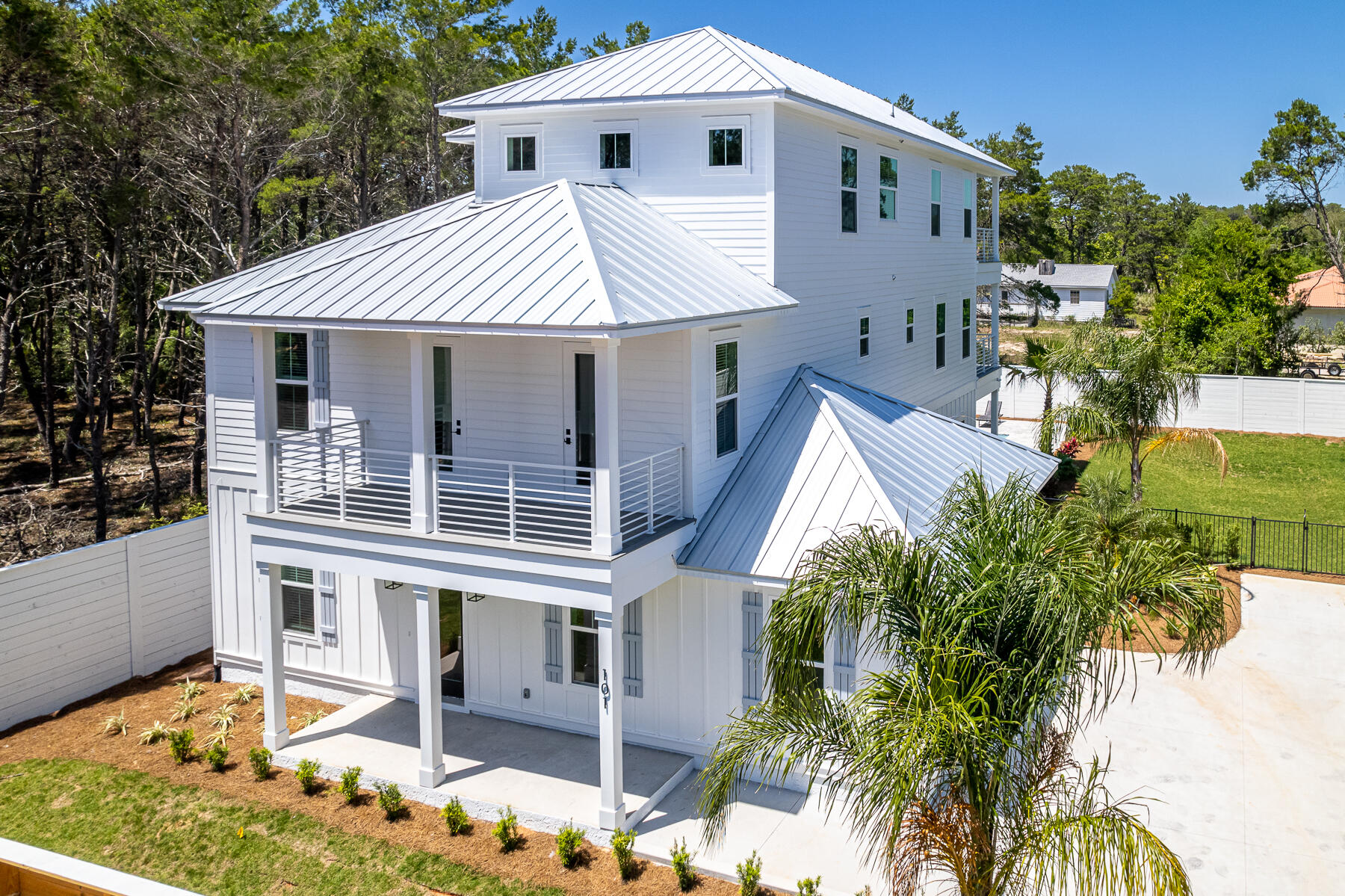 NO RECORDED SUBDIVISION - Residential