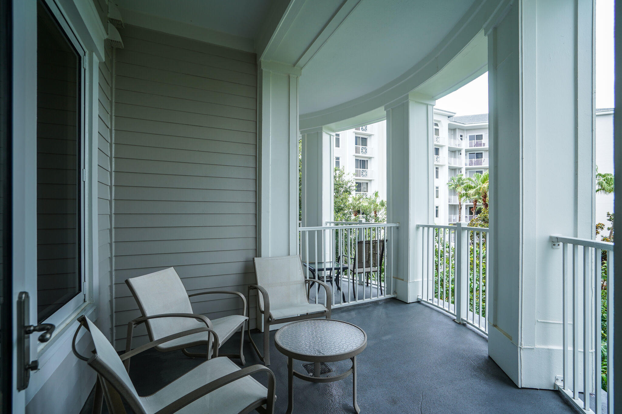 BAHIA CONDO - Residential