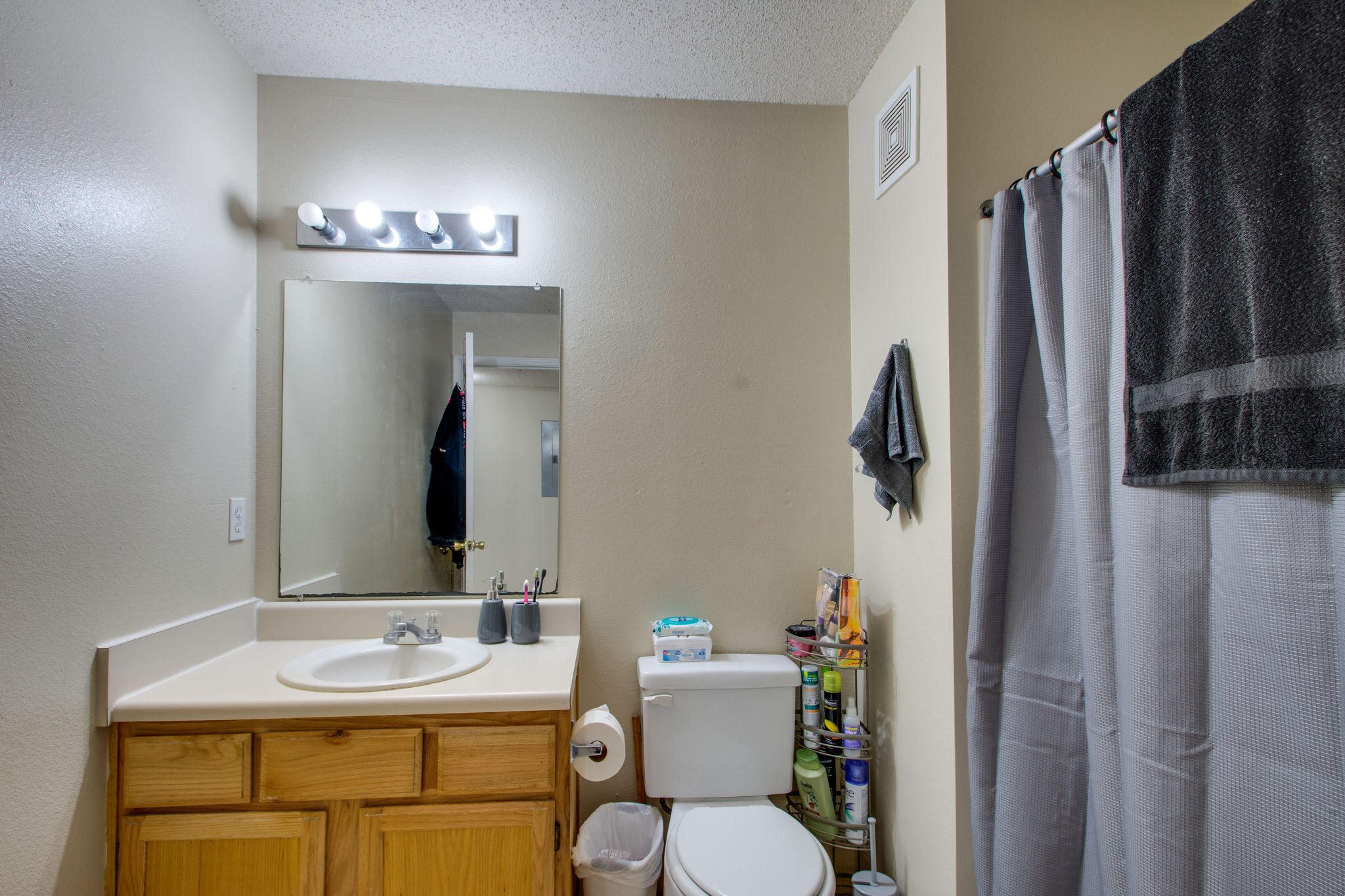 INDIAN LAKE - Residential