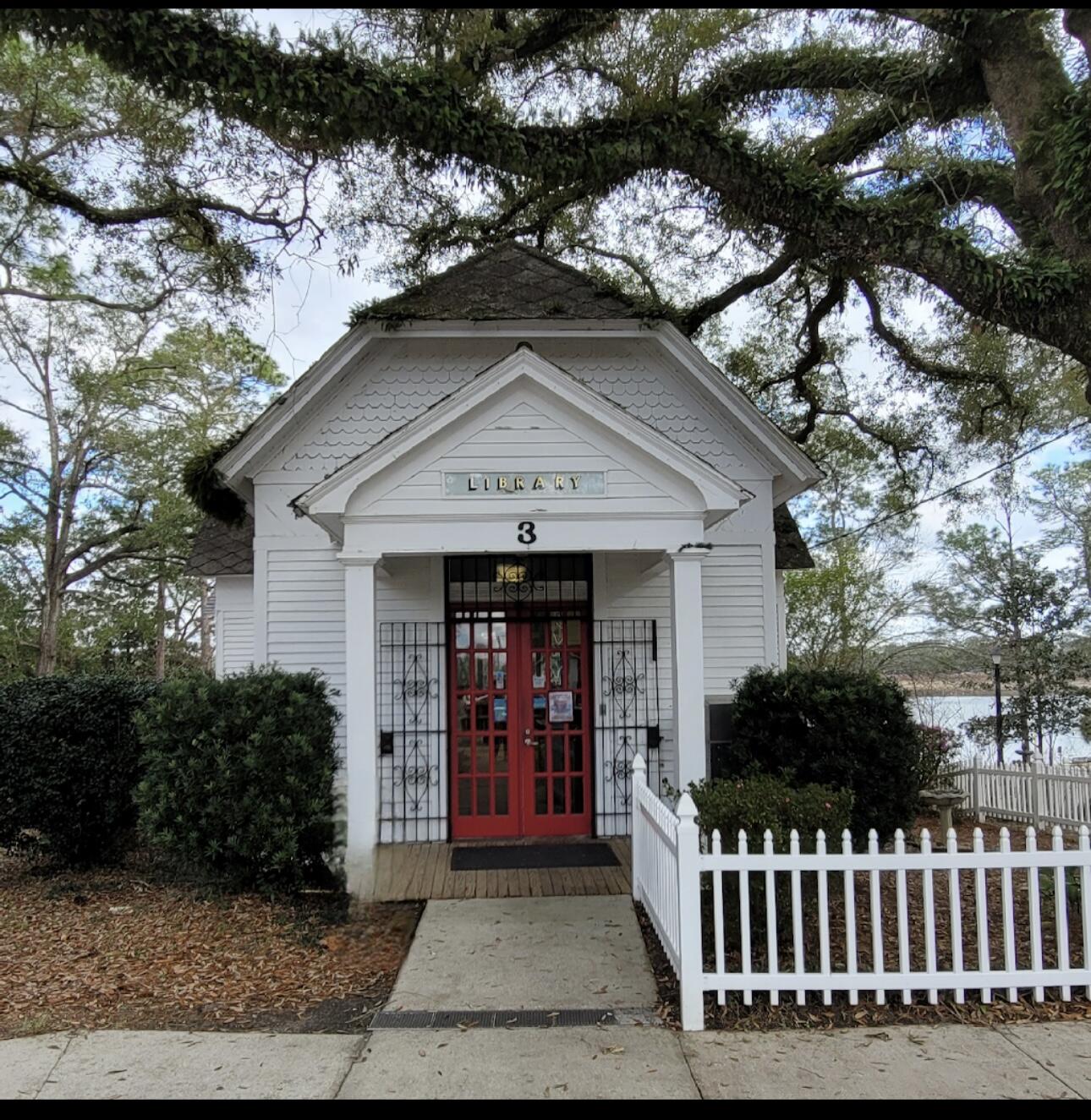 OAKWOOD LAKES ESTATES - Land