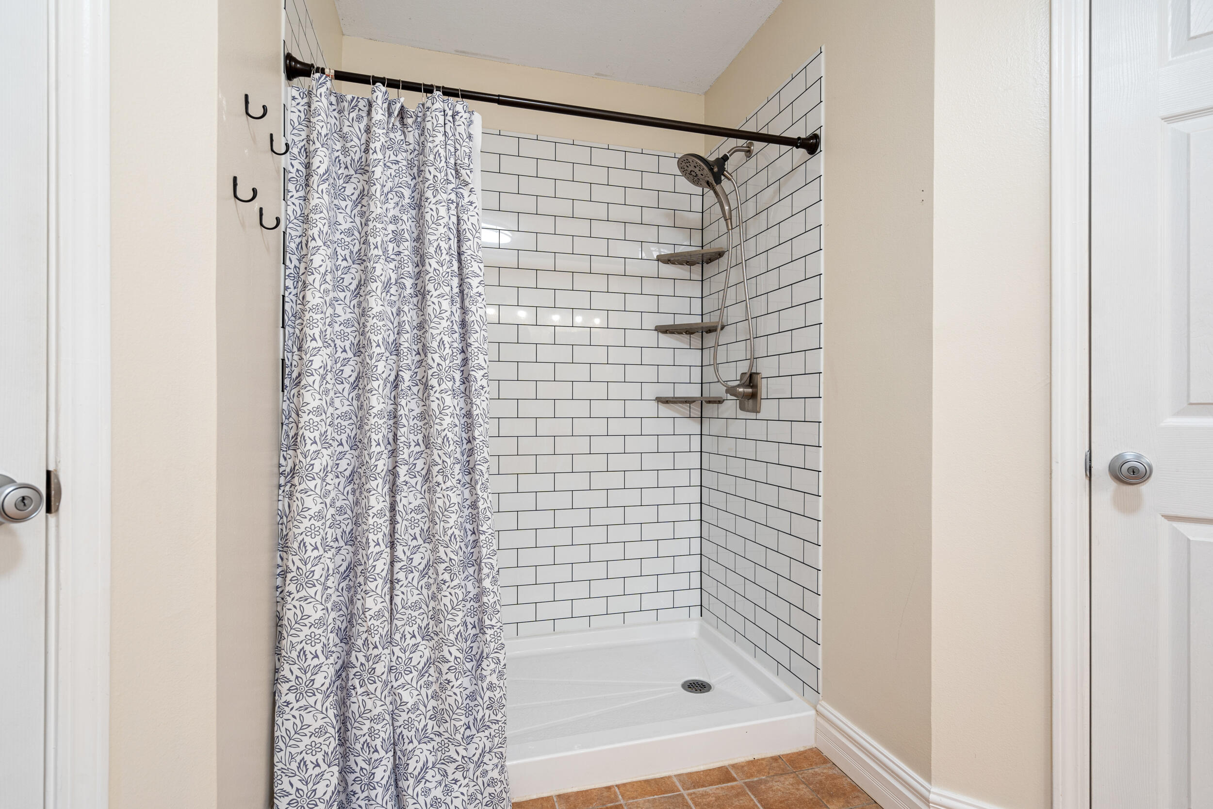 CHEROKEE BEND S/D PH 2 - Residential