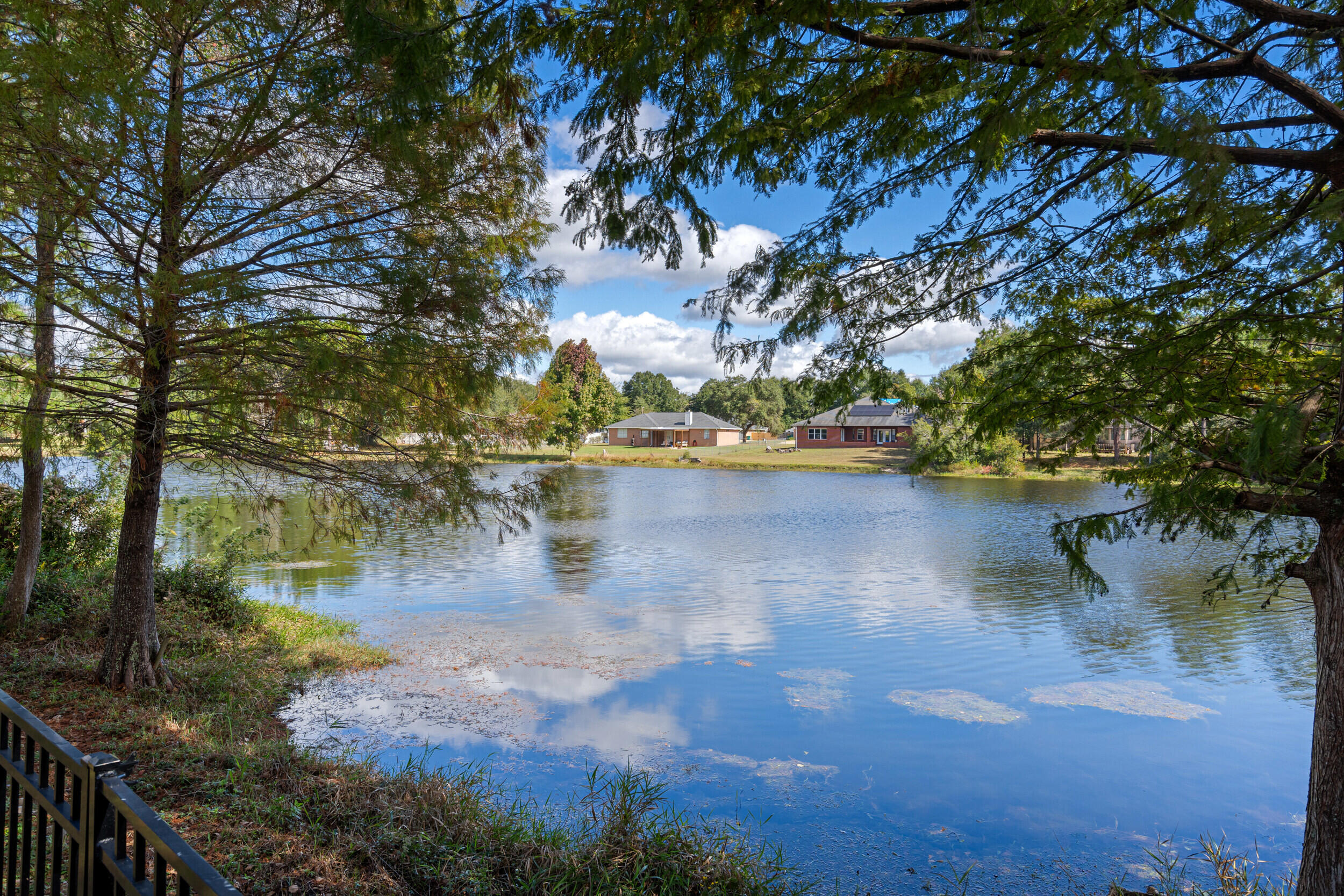 CHEROKEE BEND S/D PH 2 - Residential