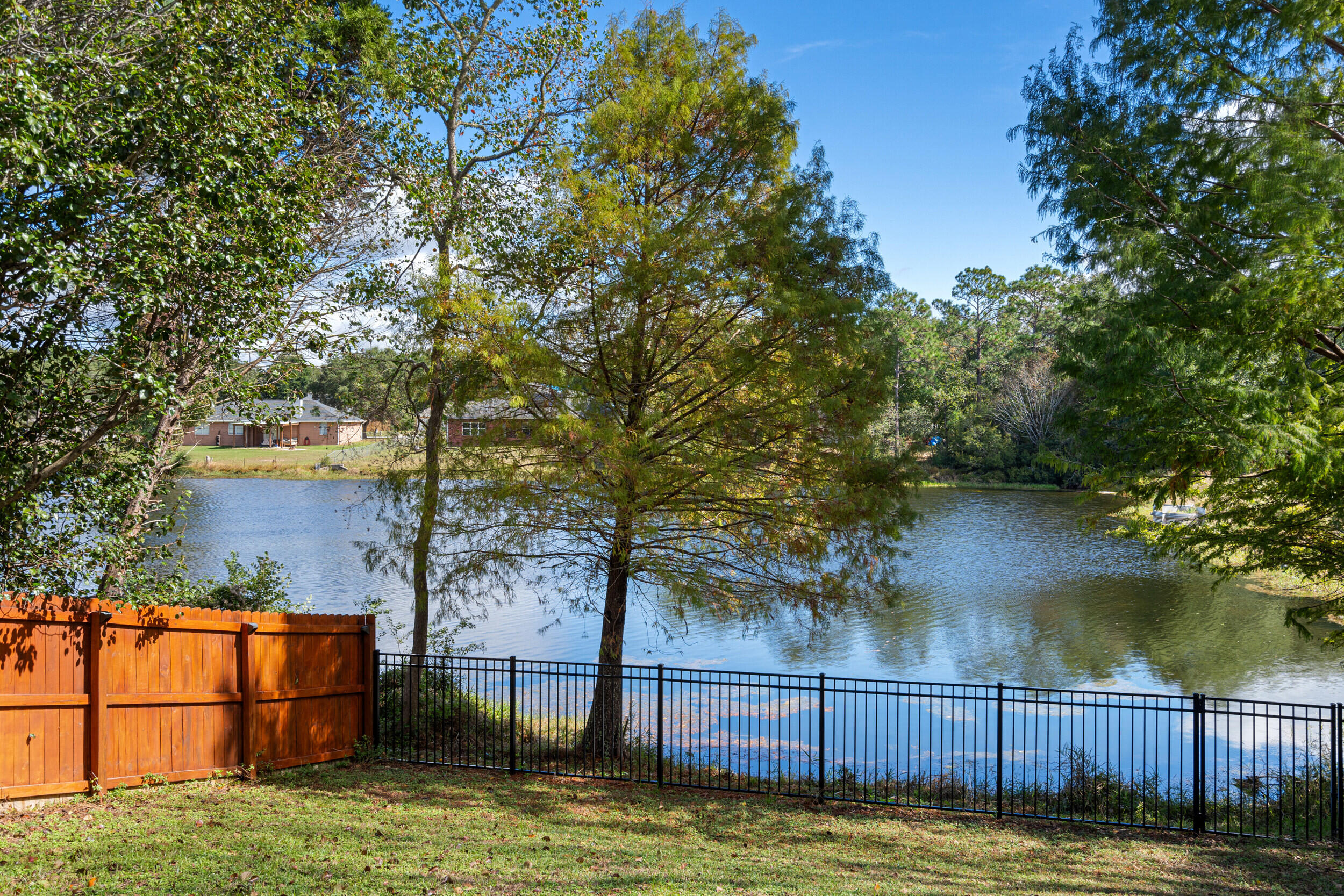 CHEROKEE BEND S/D PH 2 - Residential