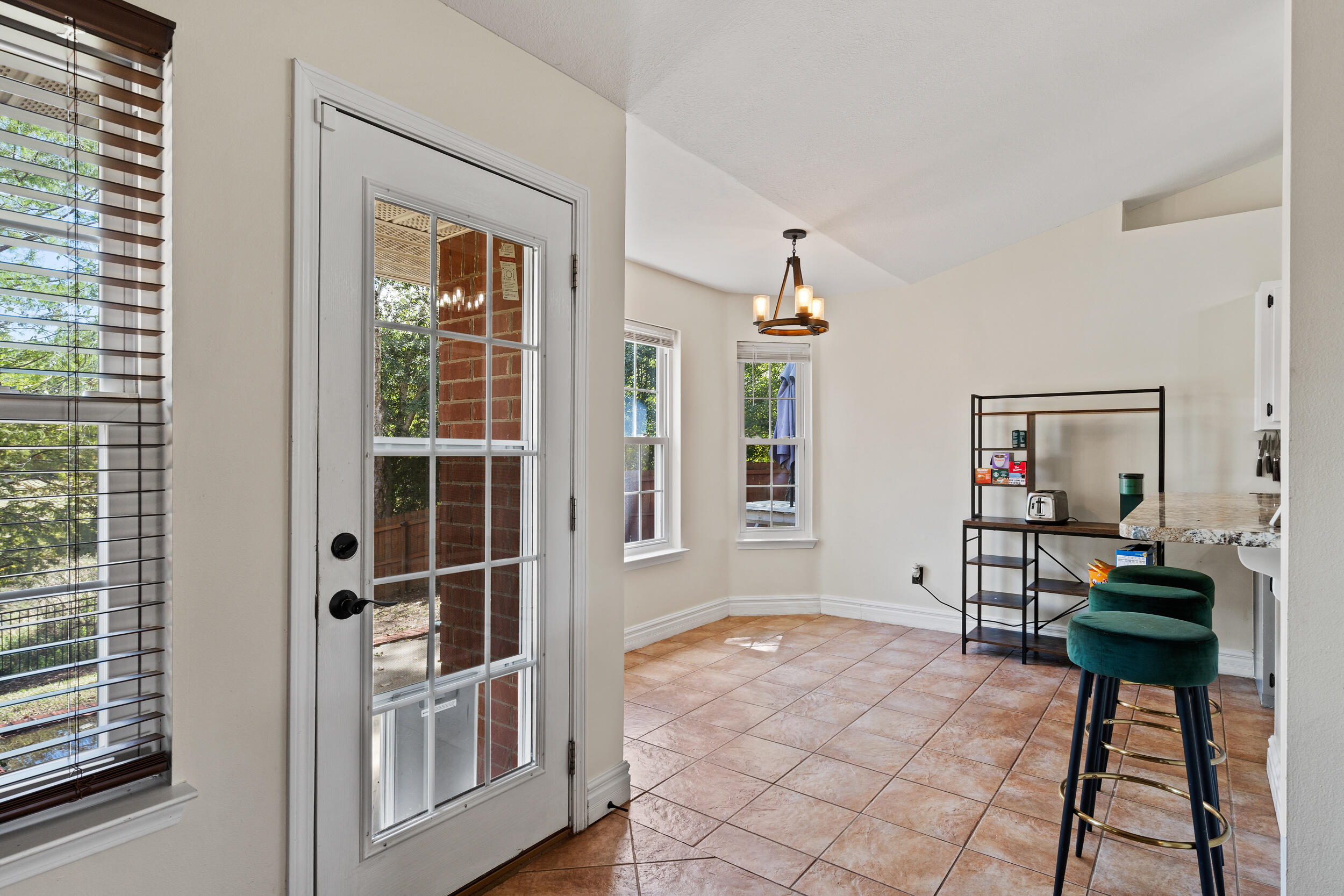 CHEROKEE BEND S/D PH 2 - Residential