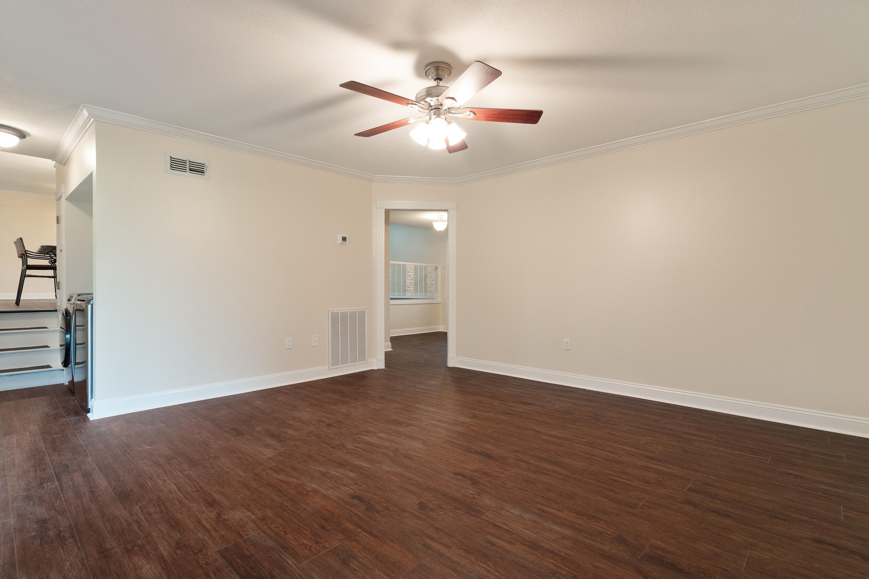 COUNTRY CLUB EST - Residential