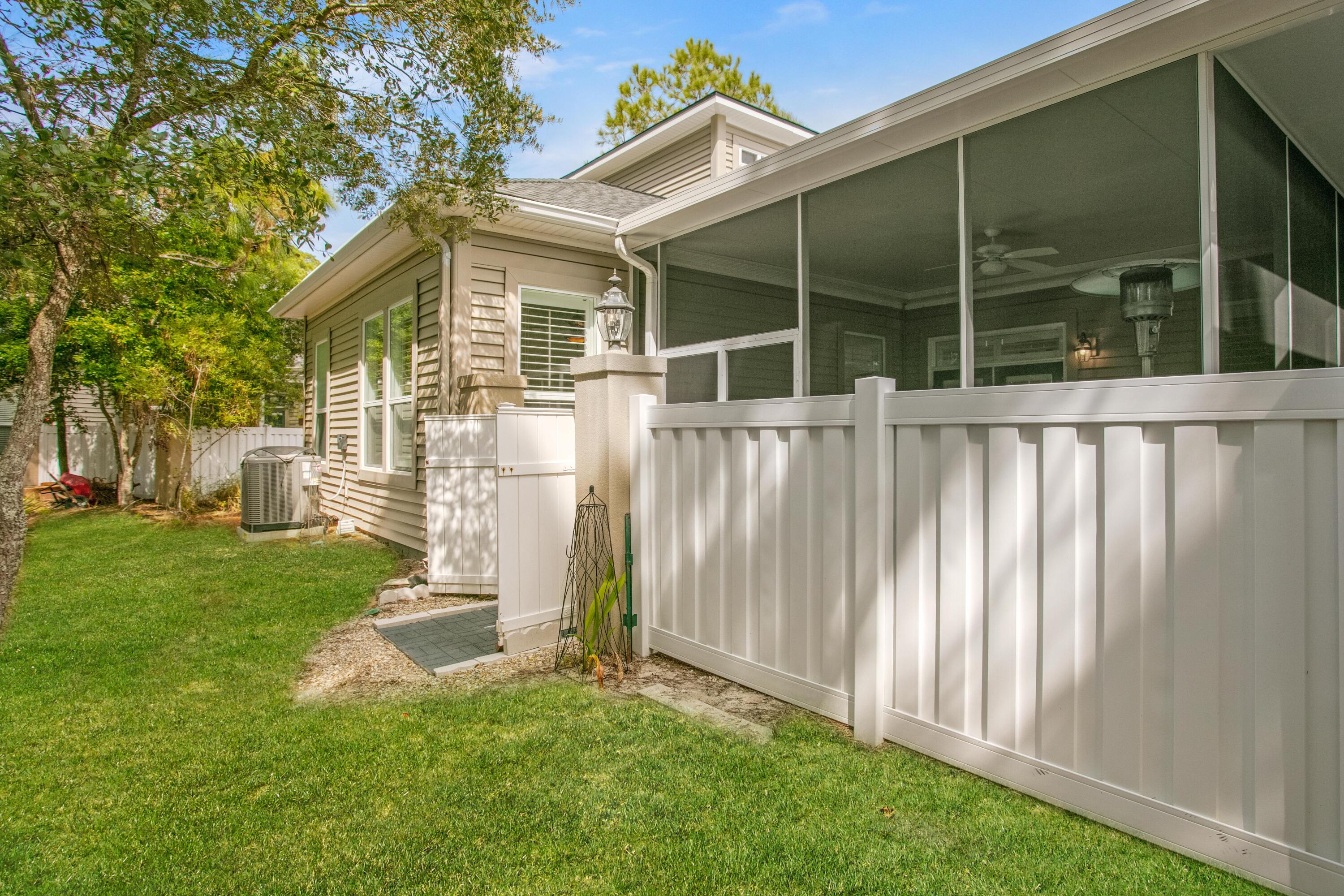 COURTYARDS OF SANTA ROSA BEACH - Residential