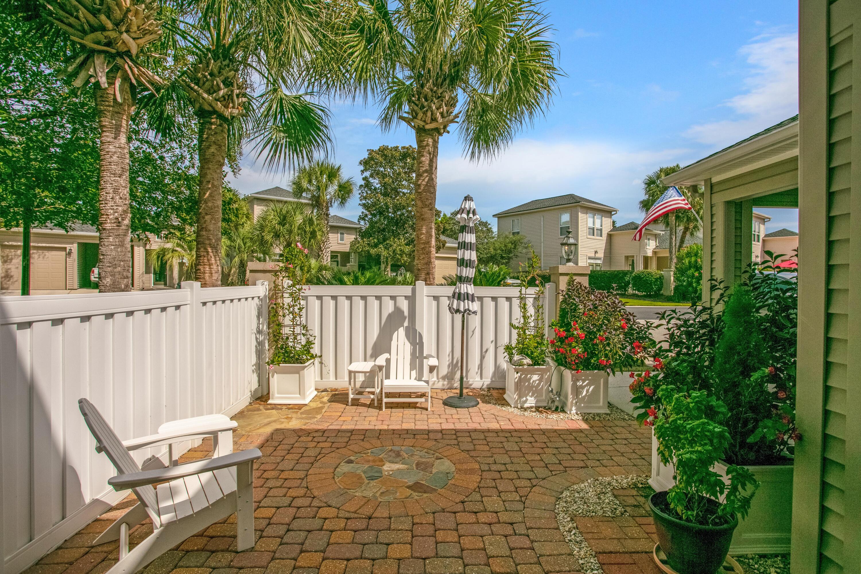 COURTYARDS OF SANTA ROSA BEACH - Residential