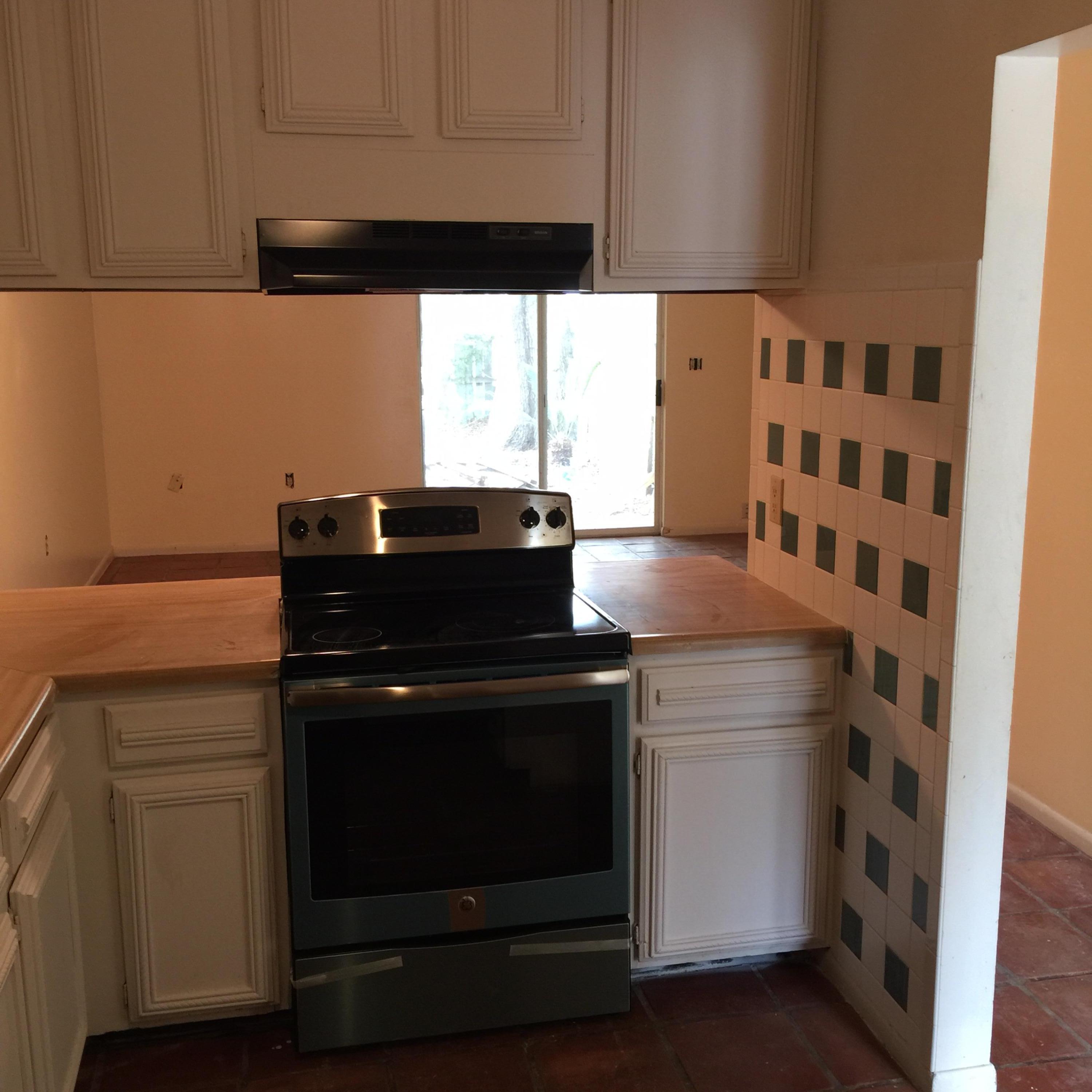 SCOTTWOOD LOT 17 LESS SCOTTWOOD DR TO CITY - Residential Lease