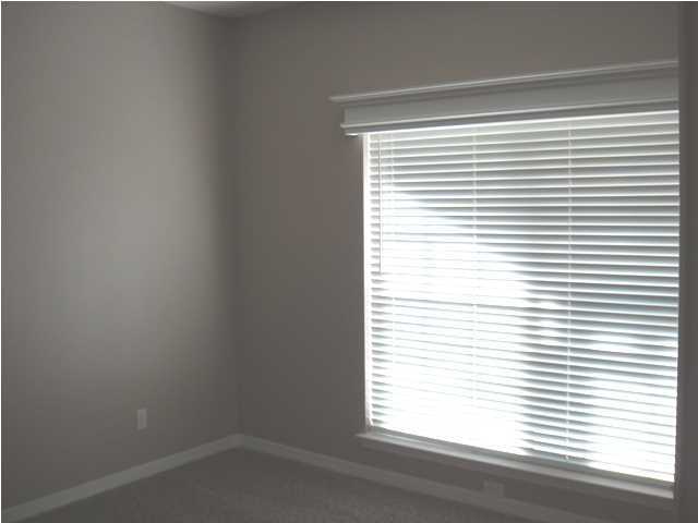 NATURES TRAIL - Residential Lease