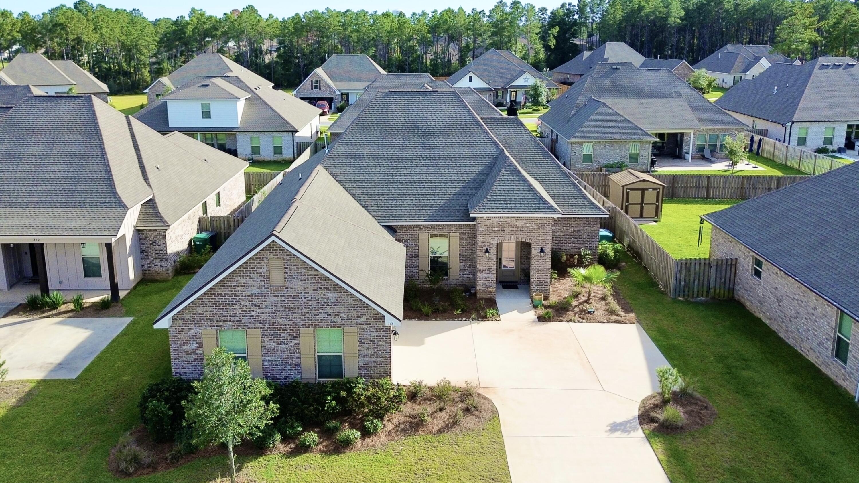 HAMMOCK BAY - Residential