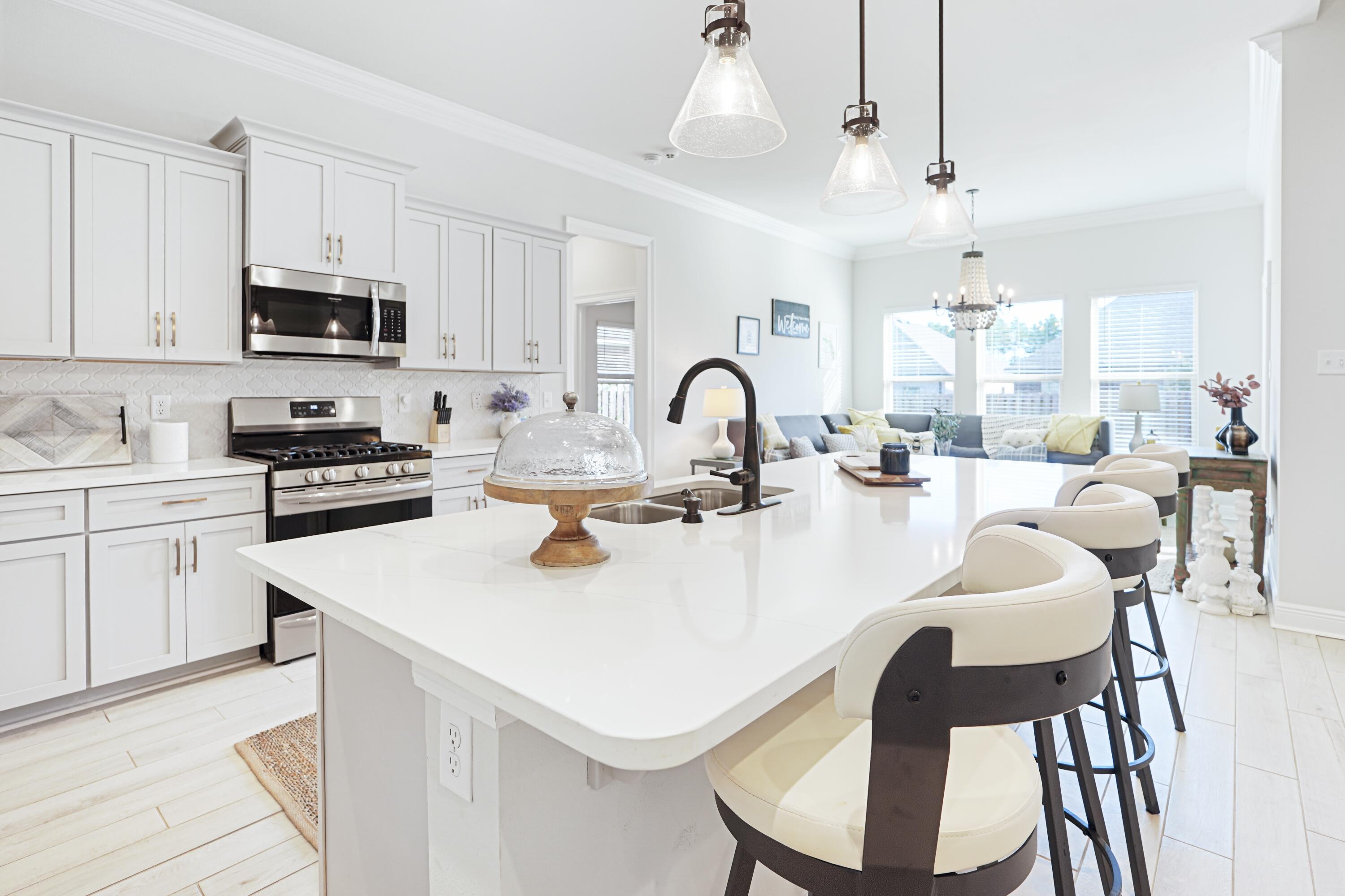 HAMMOCK BAY - Residential