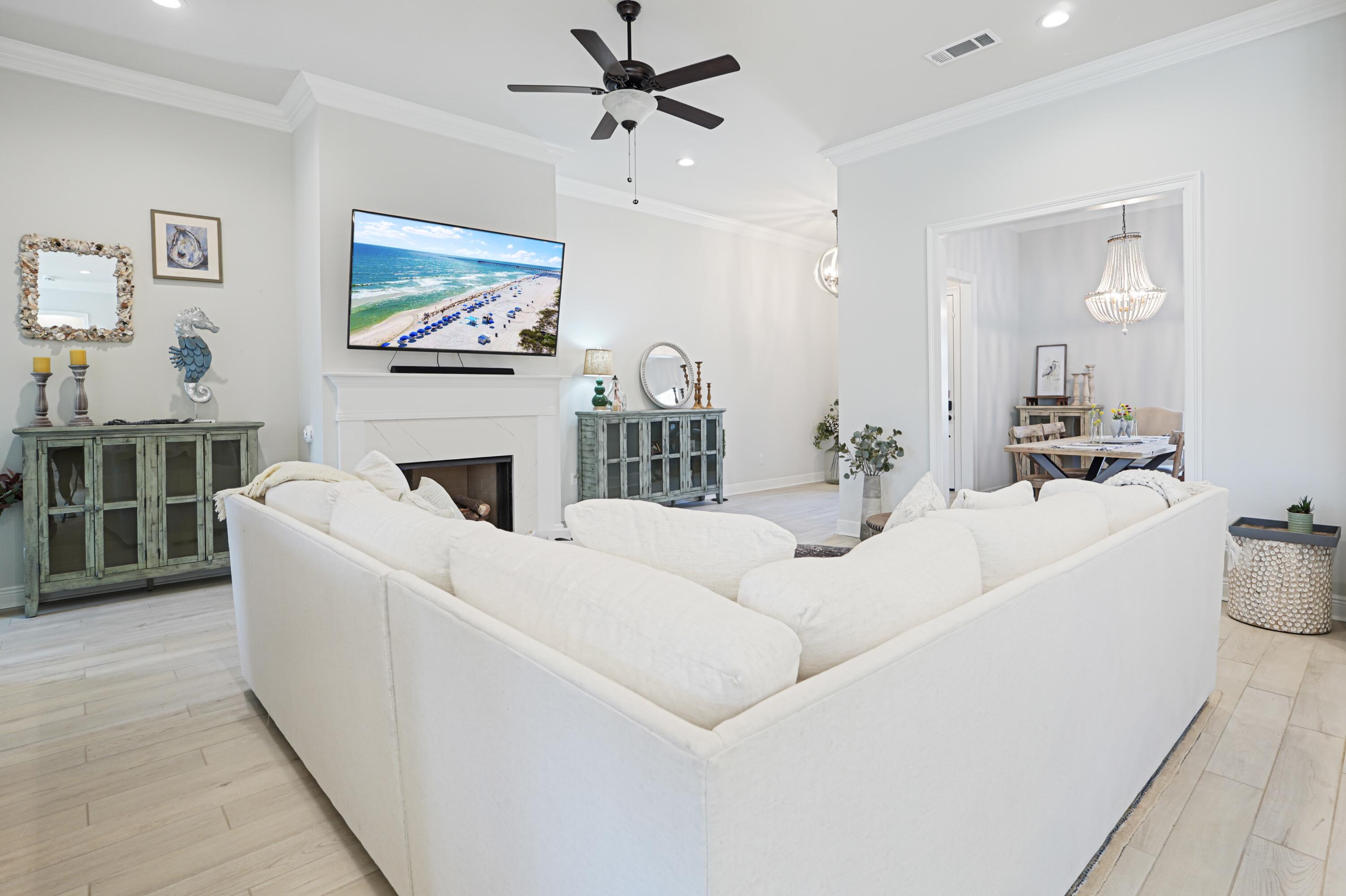 HAMMOCK BAY - Residential