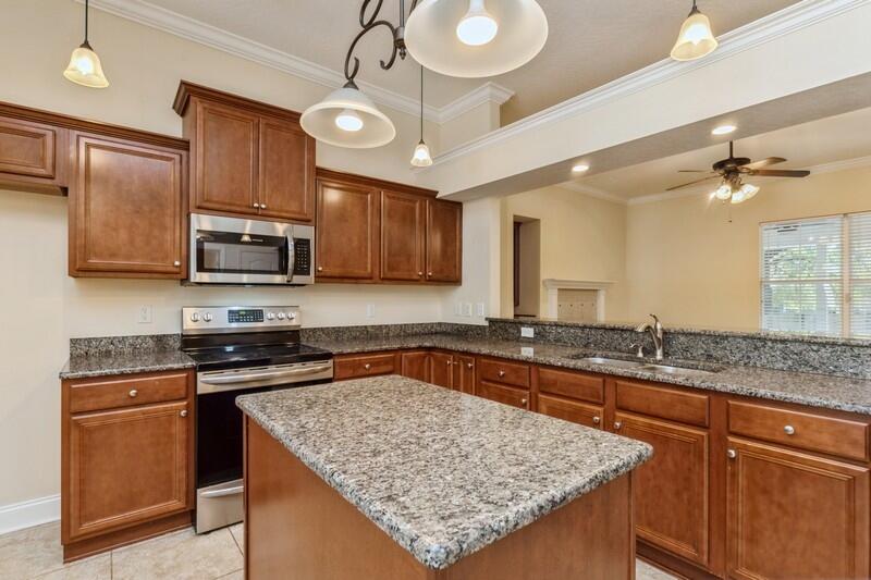 TRAILWOOD ESTATES - Residential