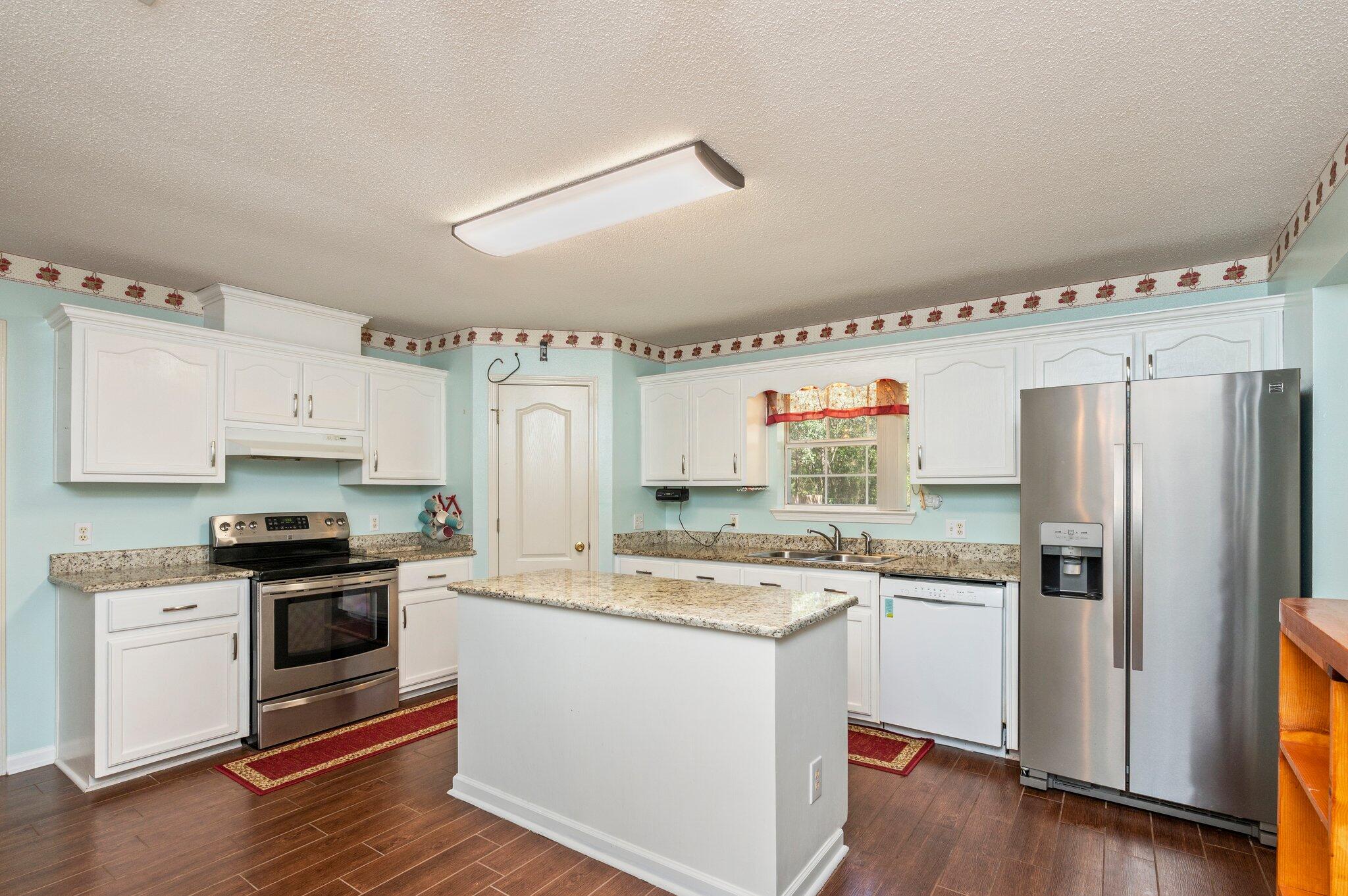 MORGAN RIDGE - Residential