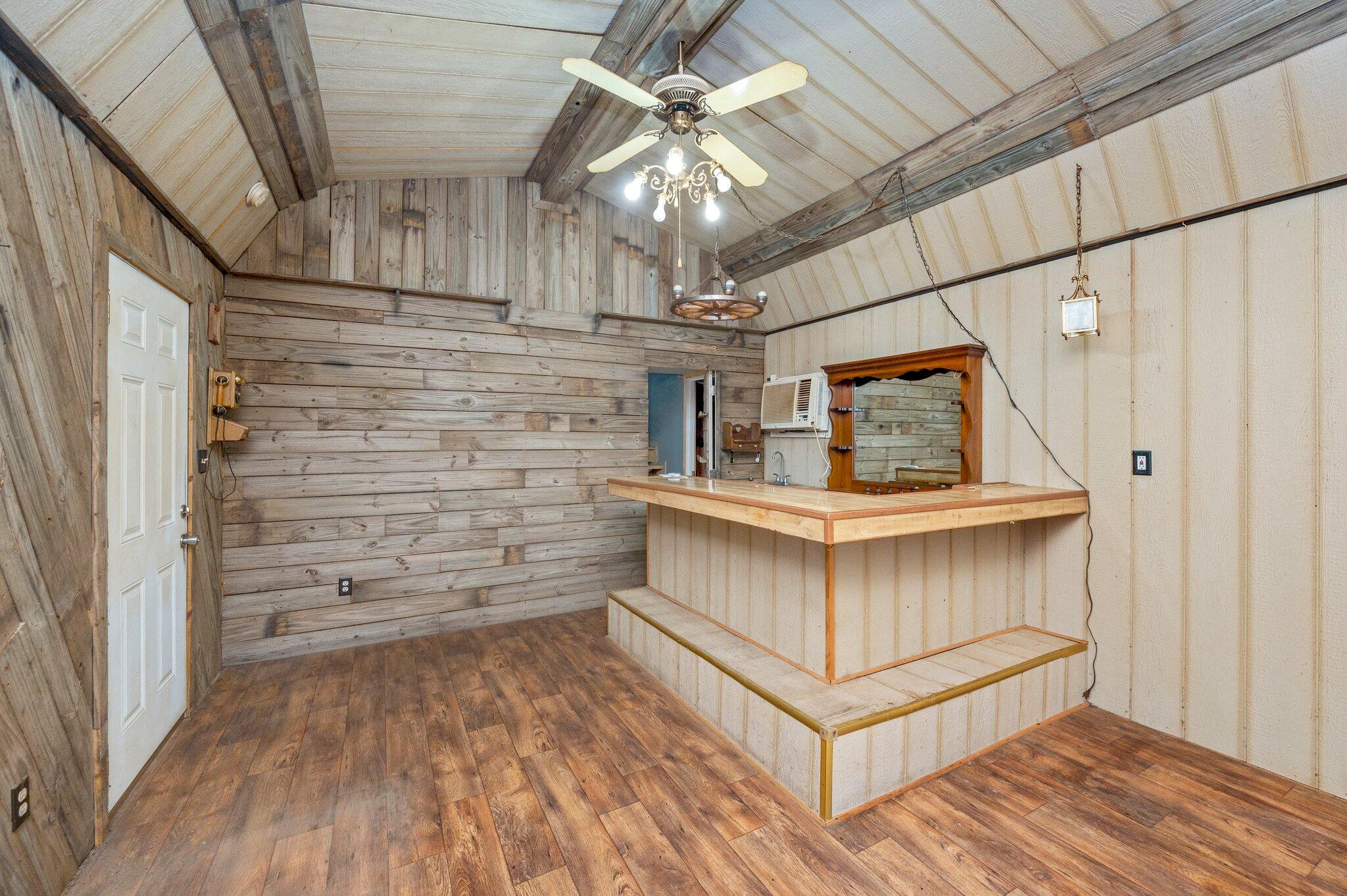 MORGAN RIDGE - Residential