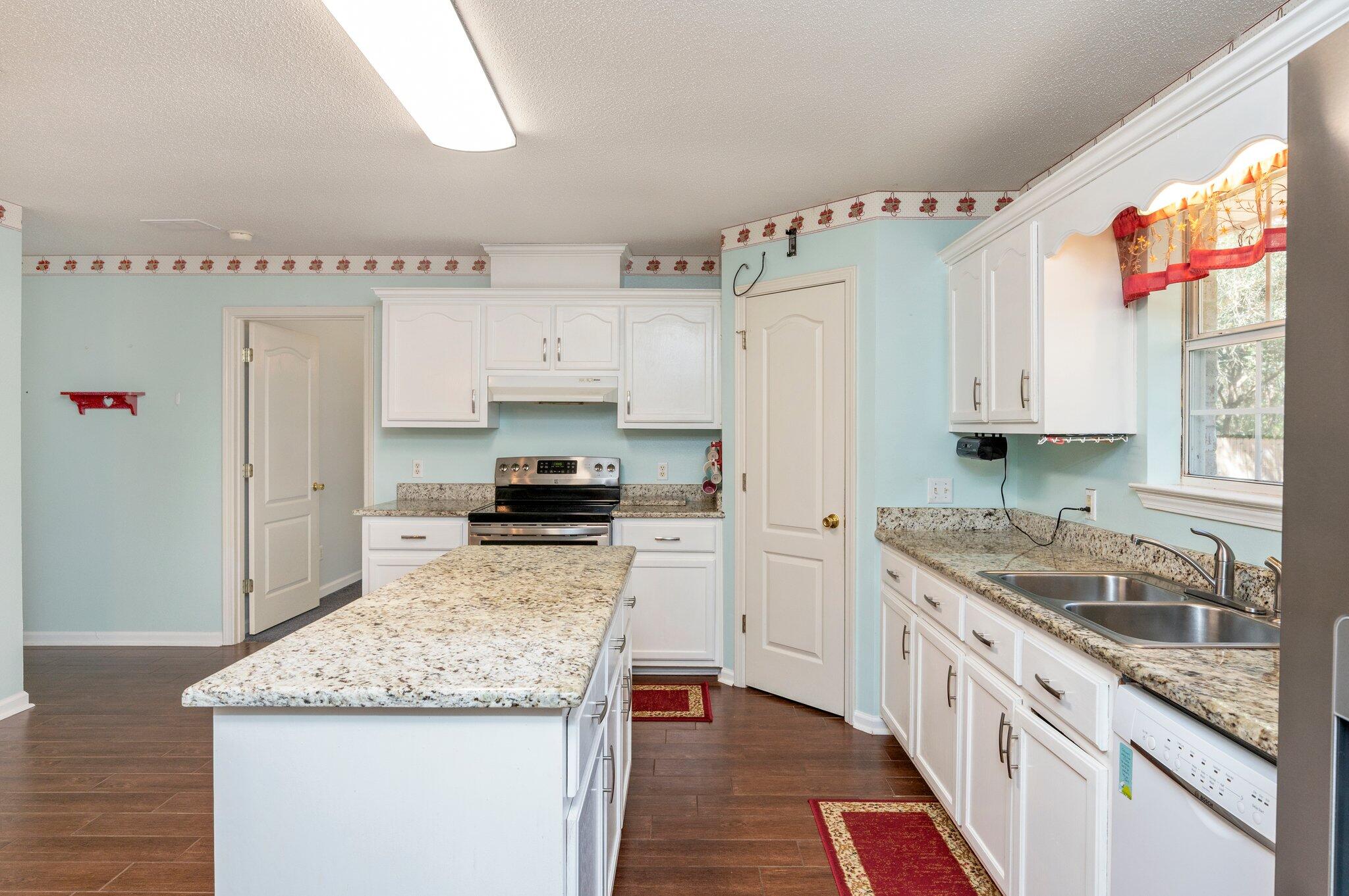 MORGAN RIDGE - Residential