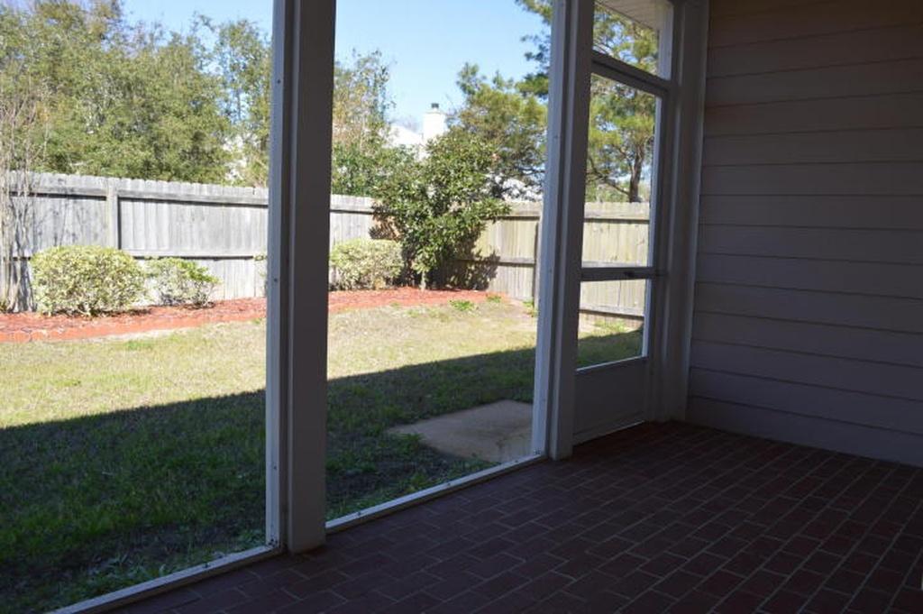 DIAMOND LAKES - Residential