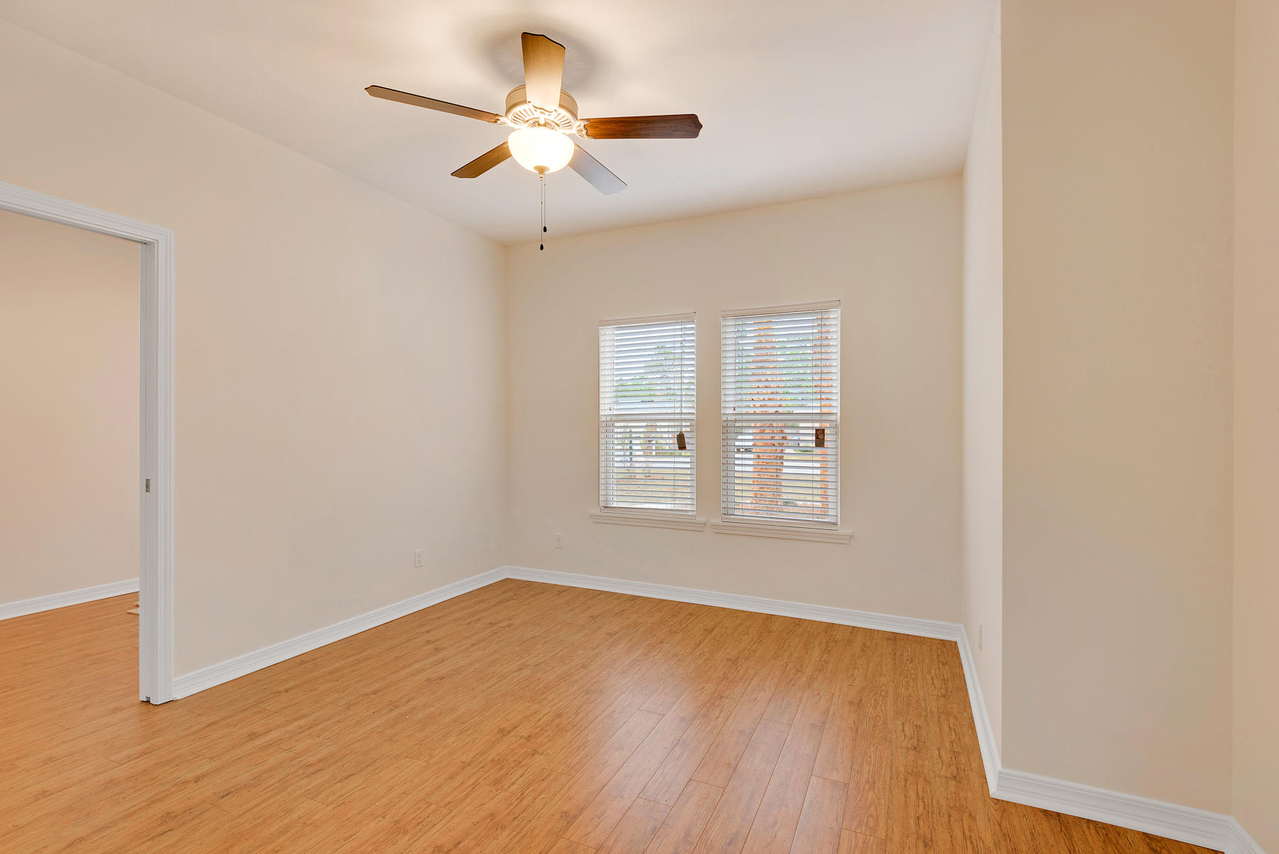 BAYOU PINES UNREC 1ST ADDN - Residential