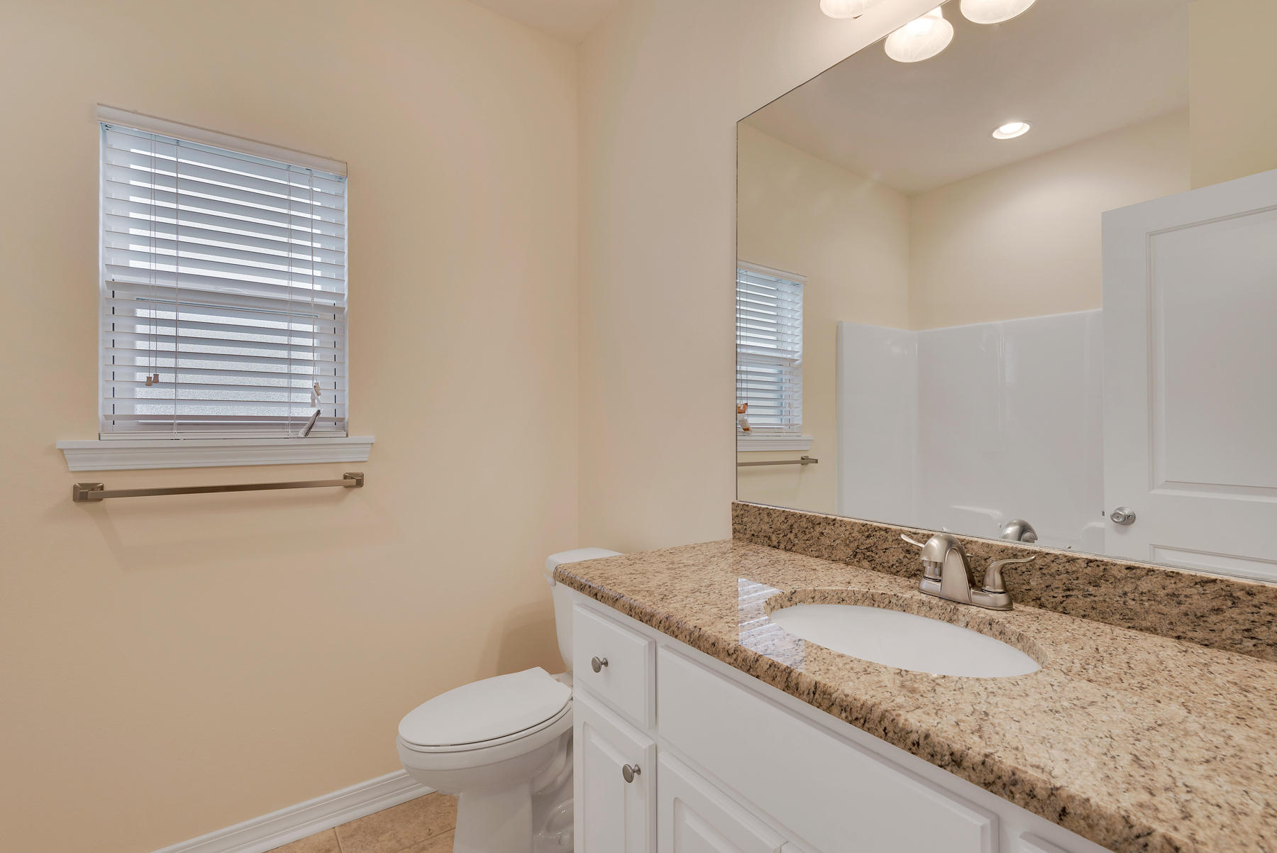 BAYOU PINES UNREC 1ST ADDN - Residential