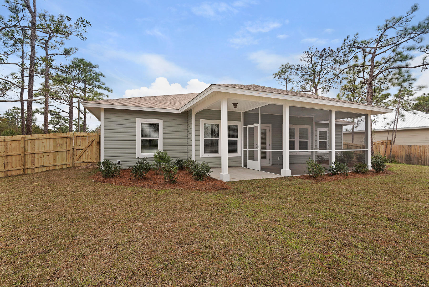 BAYOU PINES UNREC 1ST ADDN - Residential