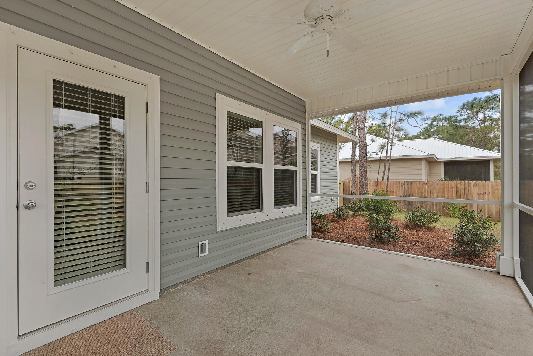 BAYOU PINES UNREC 1ST ADDN - Residential