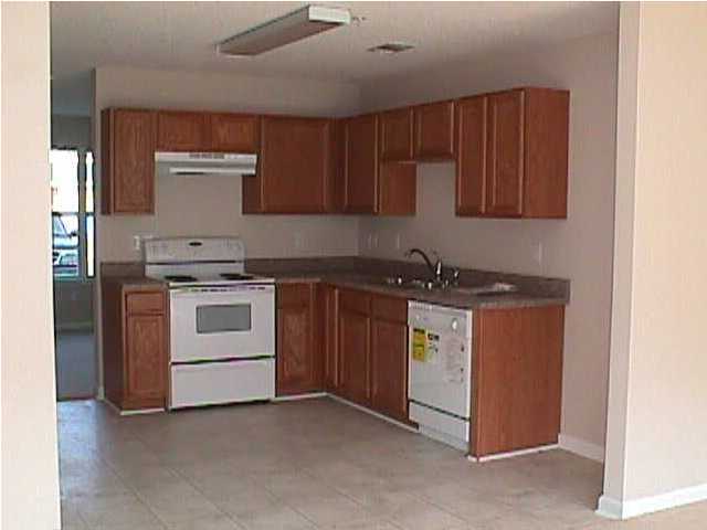 ROLLING PINES - Residential Lease