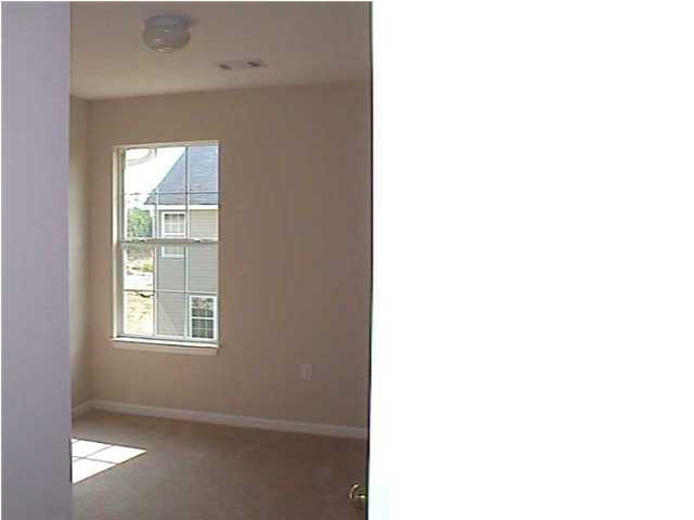 ROLLING PINES - Residential Lease