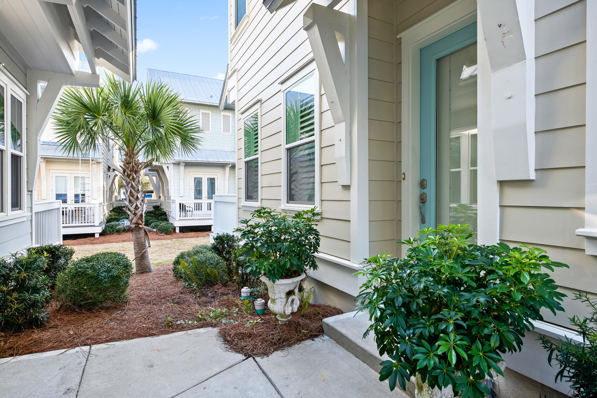 PROMINENCE - Residential