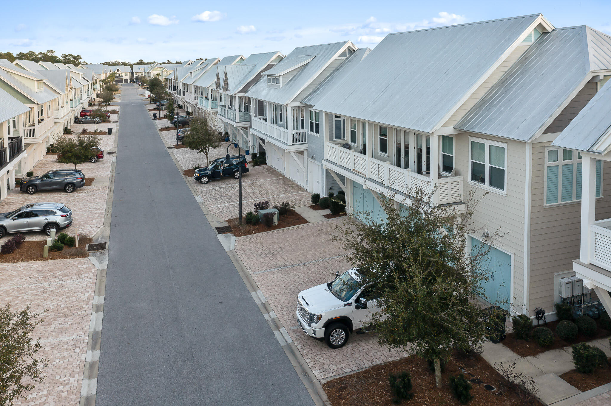 PROMINENCE - Residential