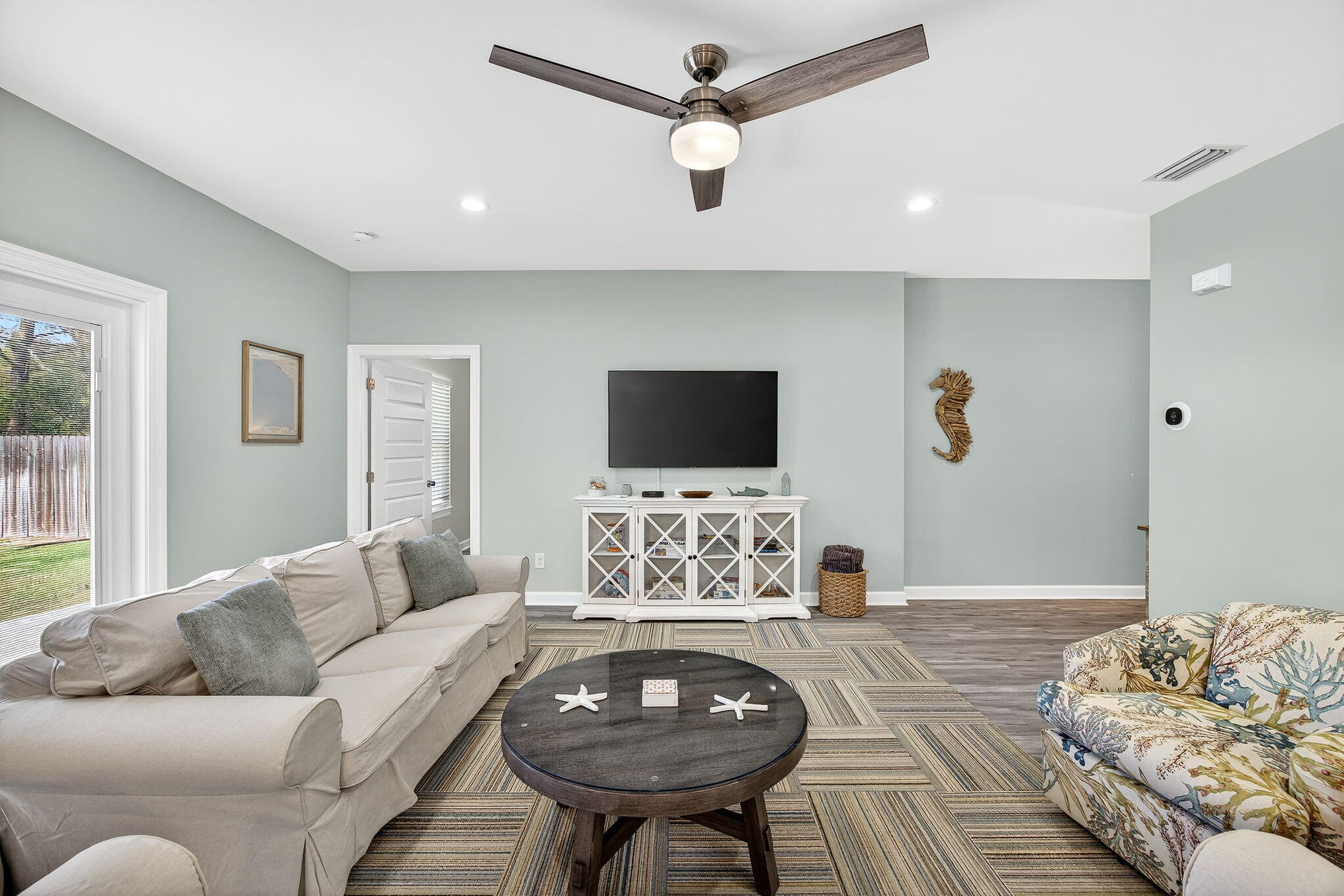 LAGUNA BEACH ESTATES 7TH ADDN - Residential