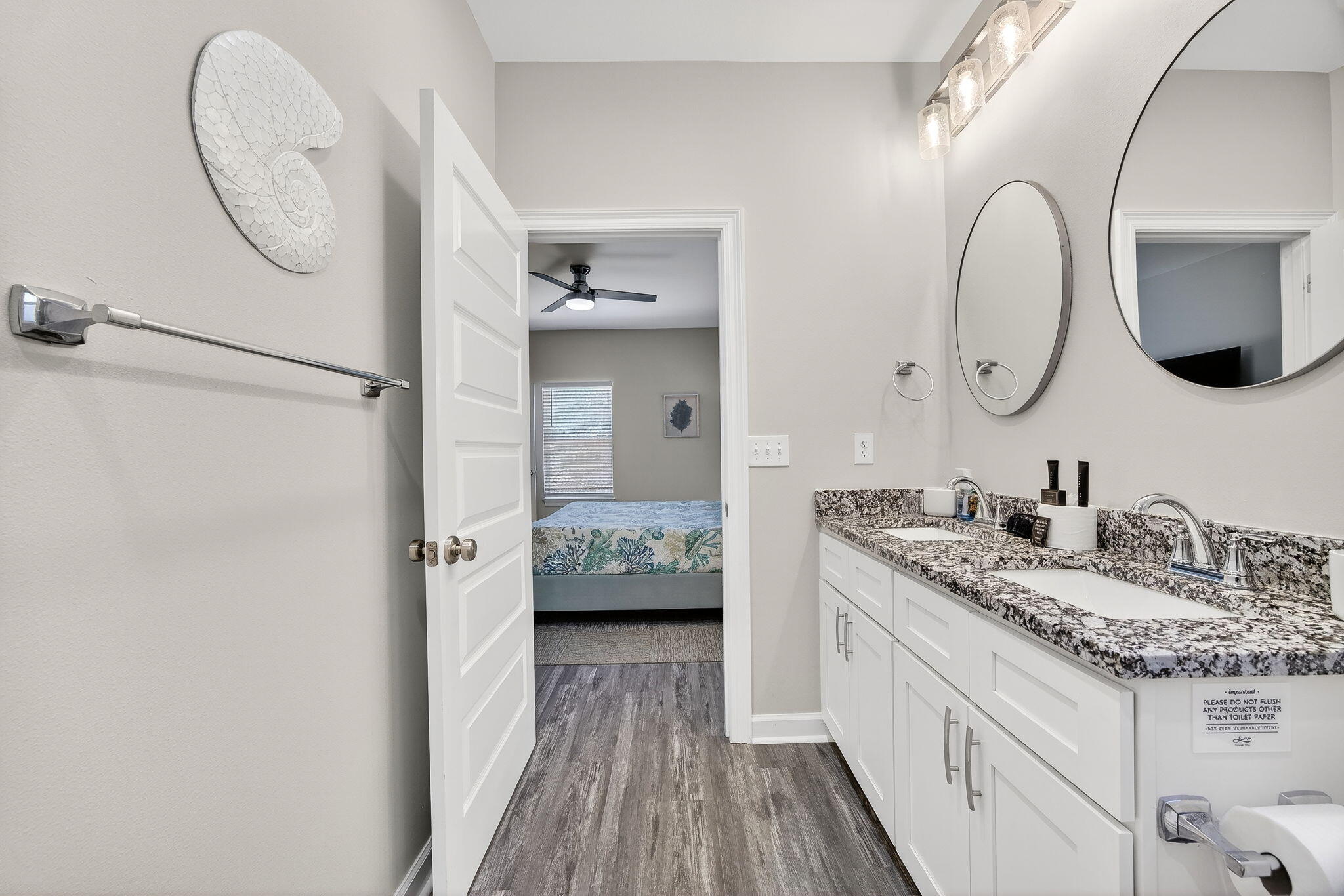 LAGUNA BEACH ESTATES 7TH ADDN - Residential