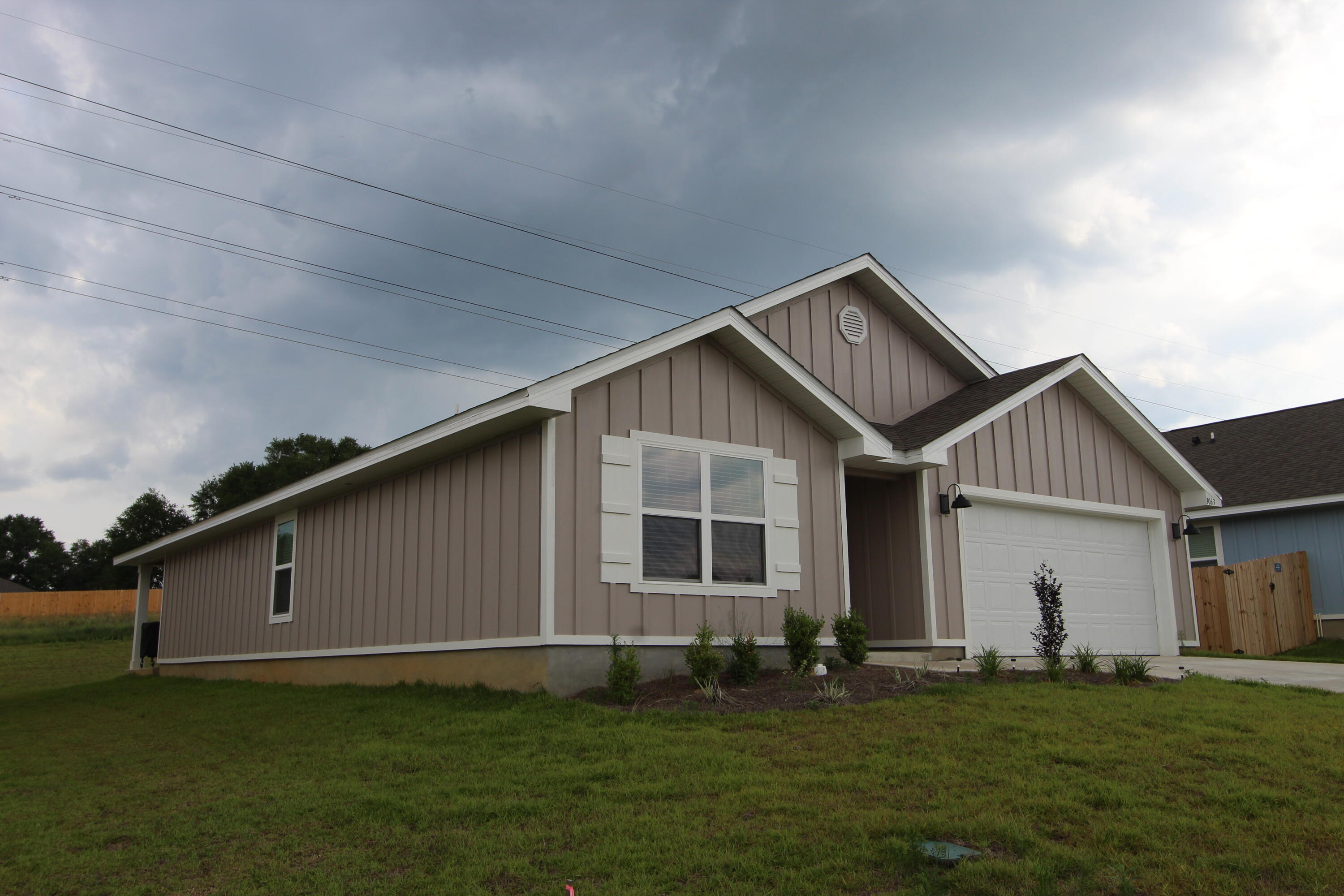 Royal Estates - Residential Lease