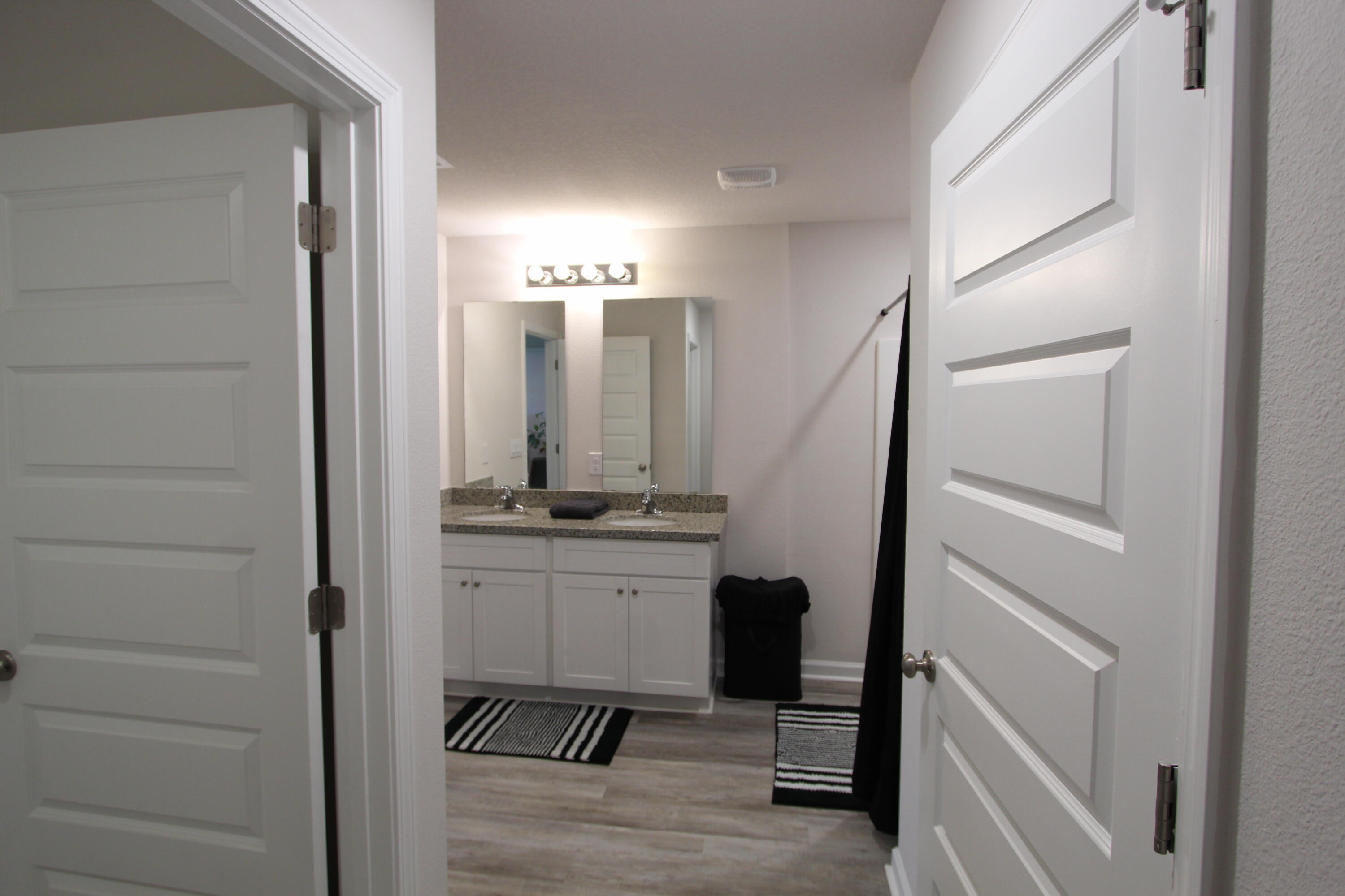 Royal Estates - Residential Lease