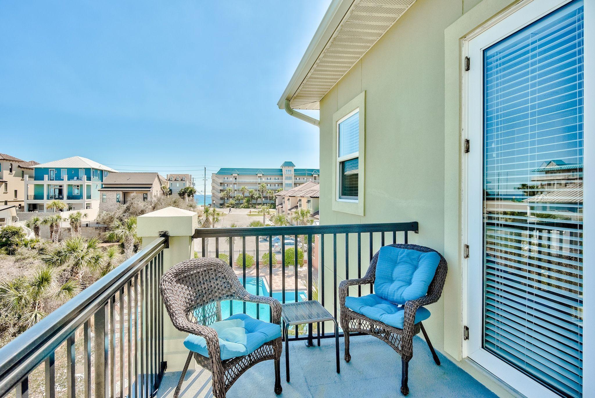 MIRAMAR BEACH VILLAS - Residential