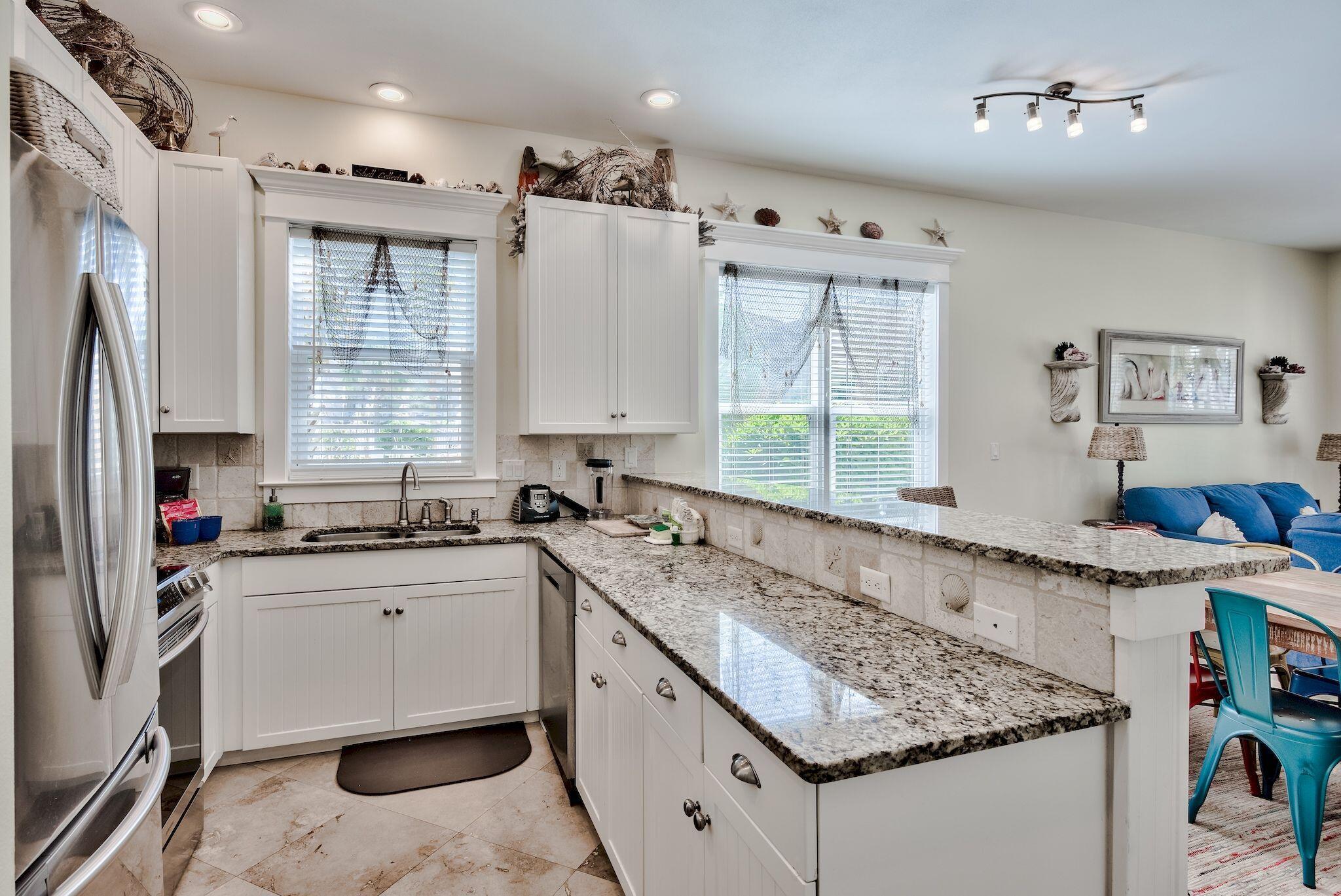 MIRAMAR BEACH VILLAS - Residential