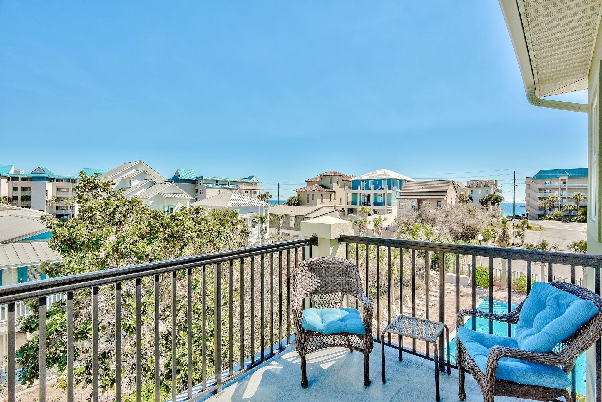 MIRAMAR BEACH VILLAS - Residential