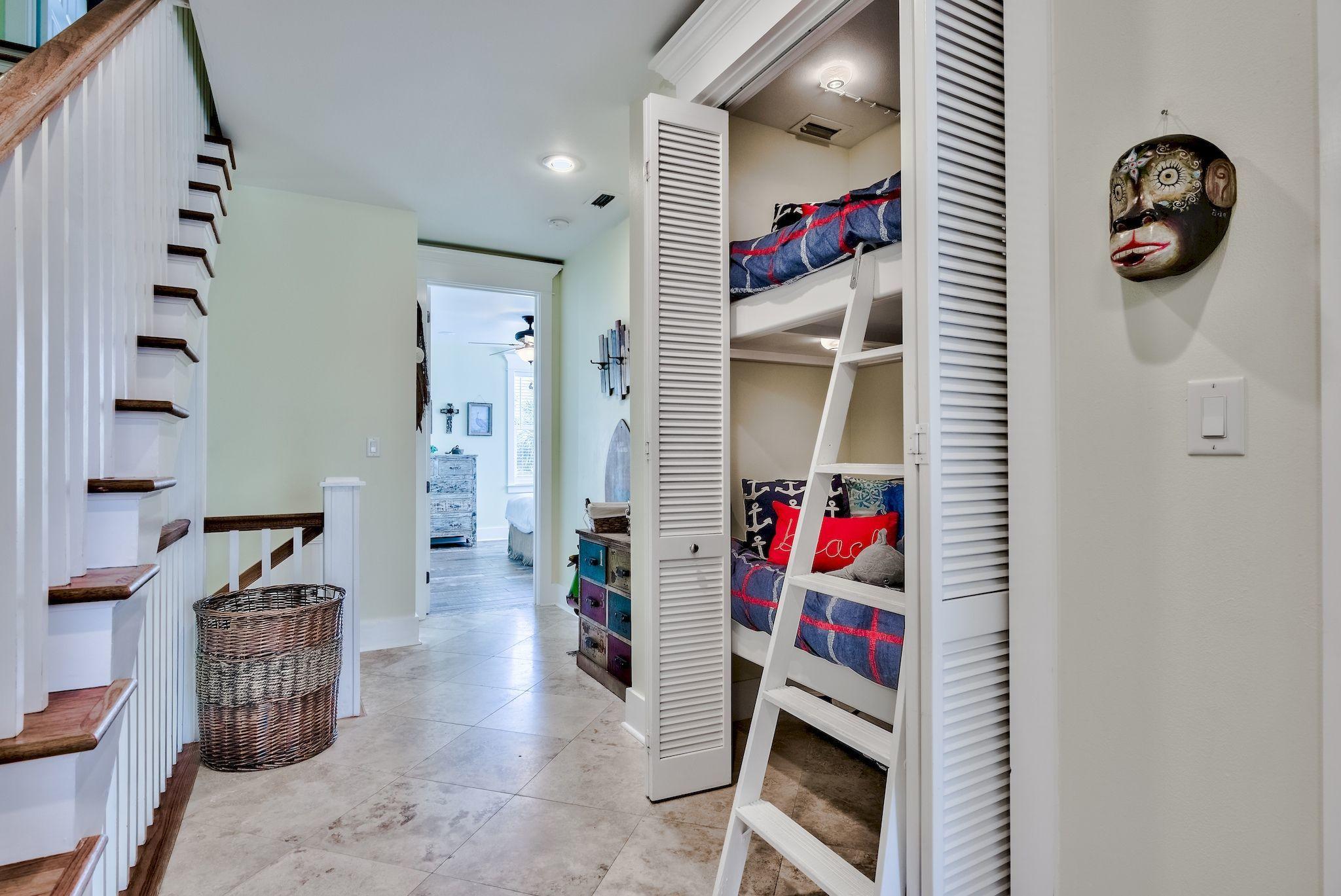 MIRAMAR BEACH VILLAS - Residential