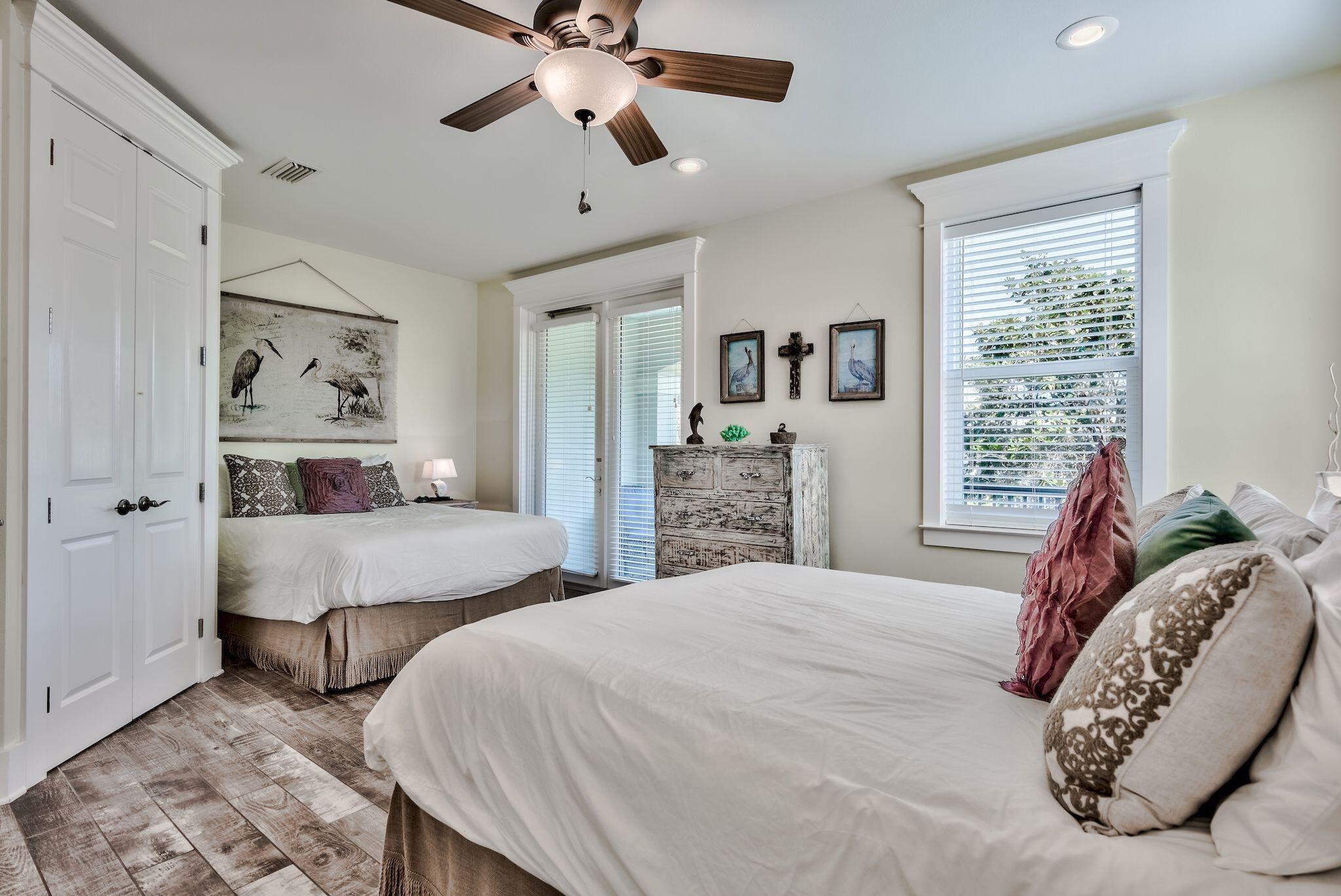 MIRAMAR BEACH VILLAS - Residential