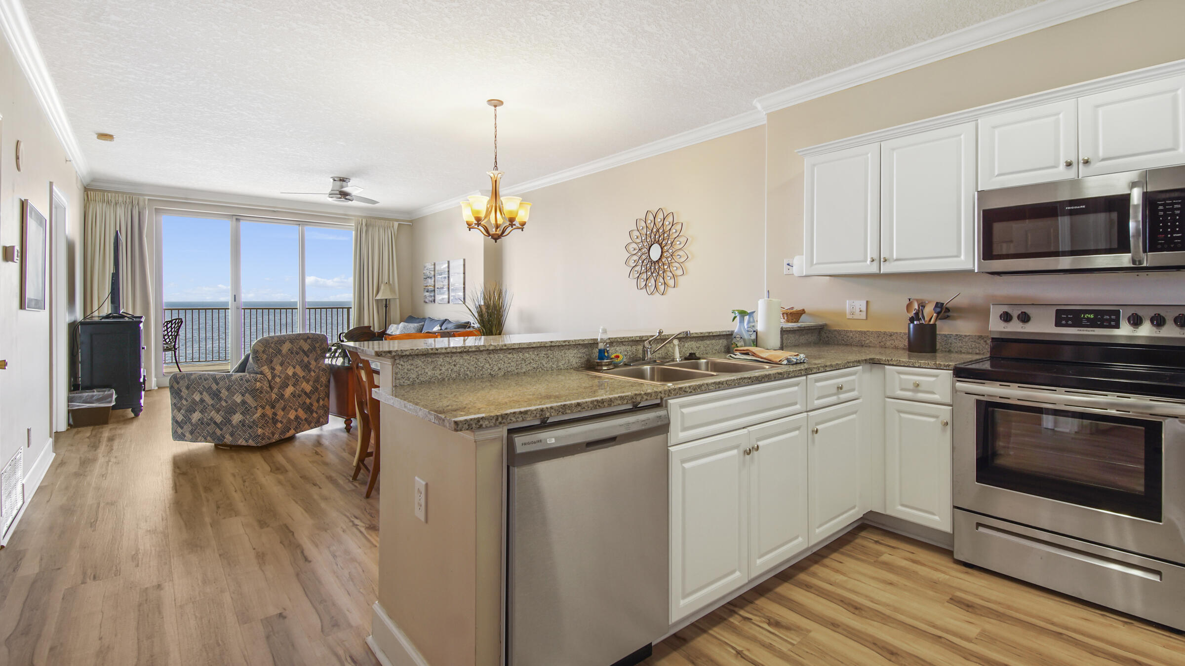 OCEAN VILLA - Residential