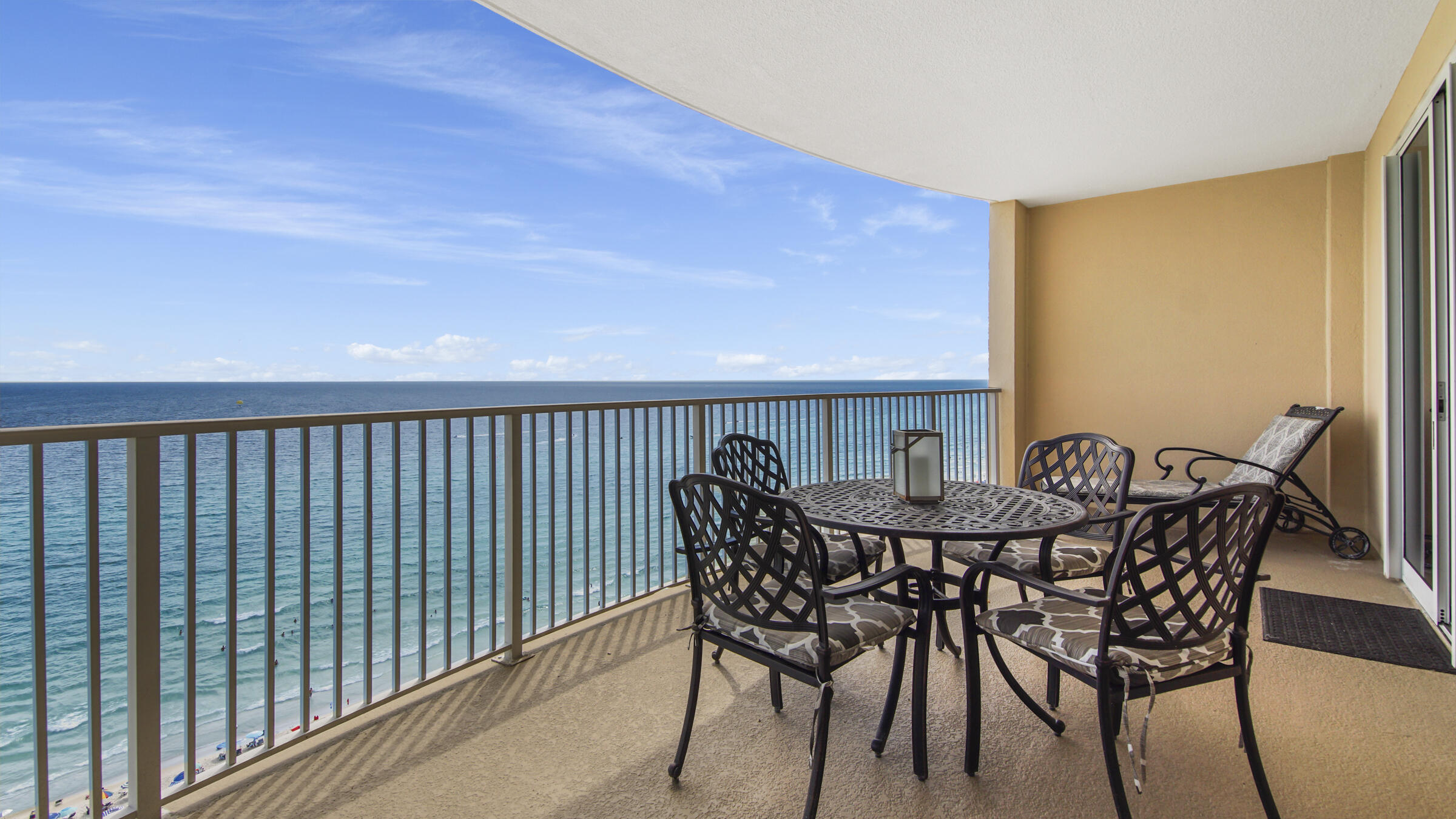 OCEAN VILLA - Residential