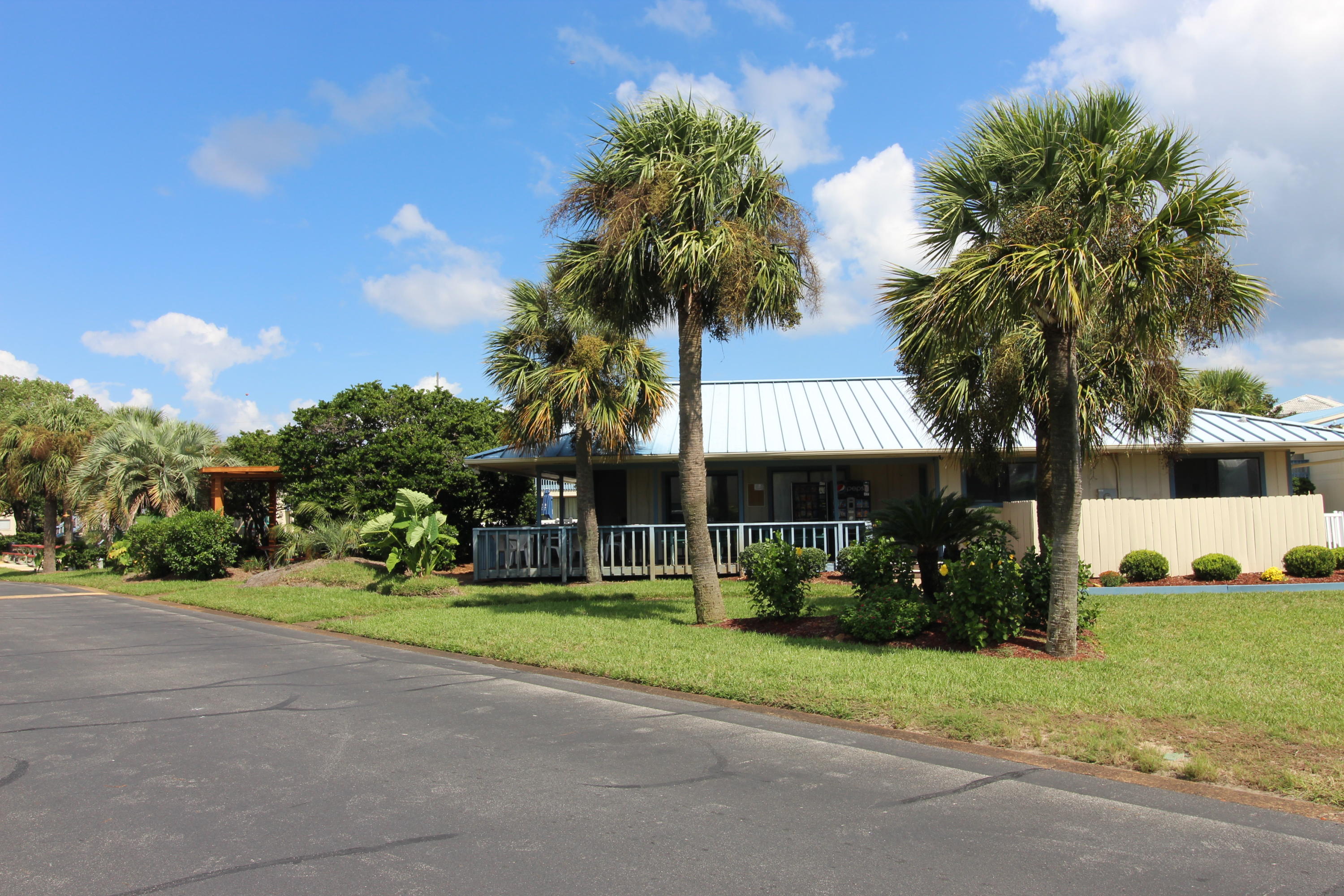 CHATEAU LA MER II - Residential