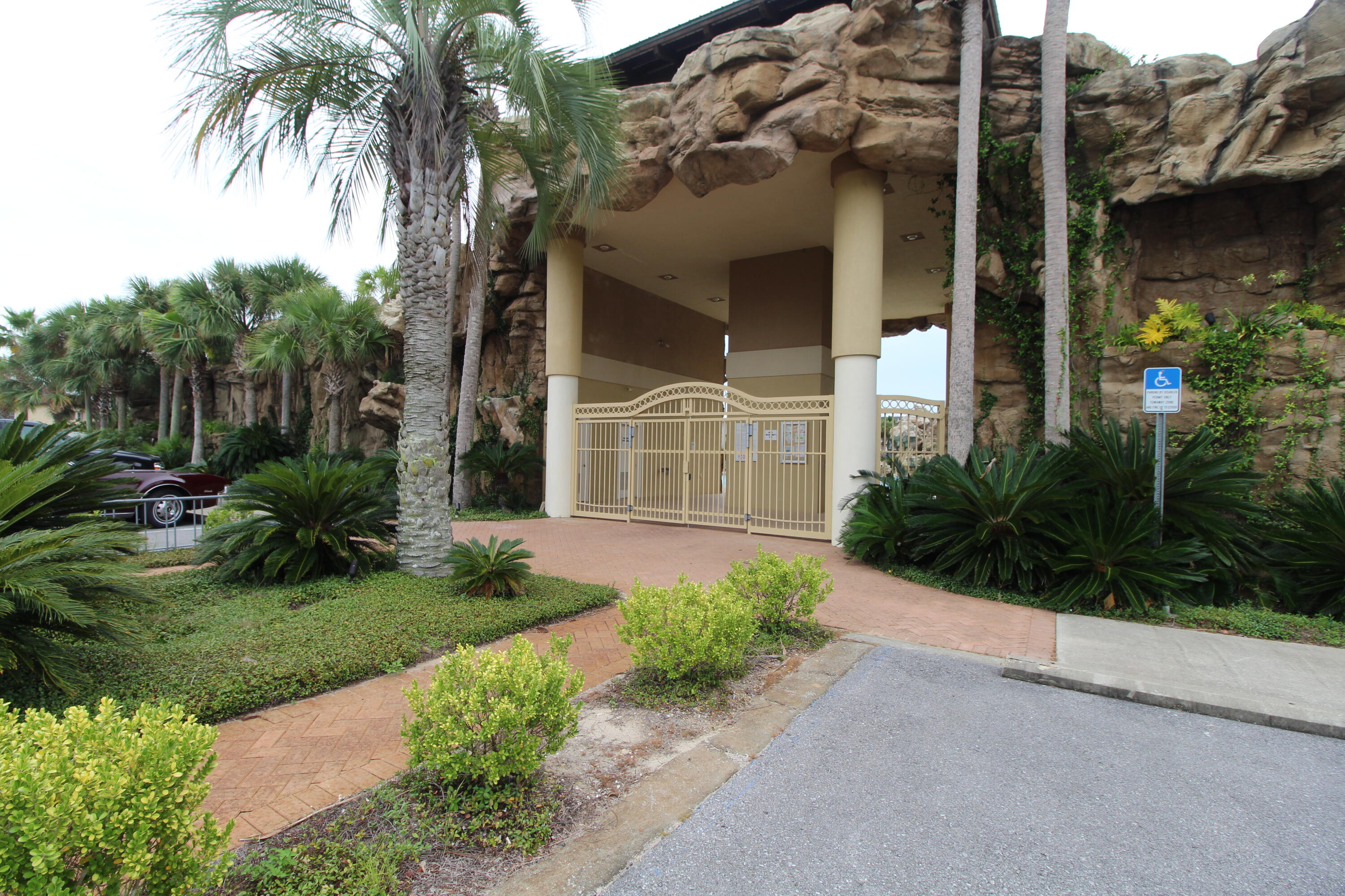 CYPRESS BREEZE PLANTATION - Residential Lease