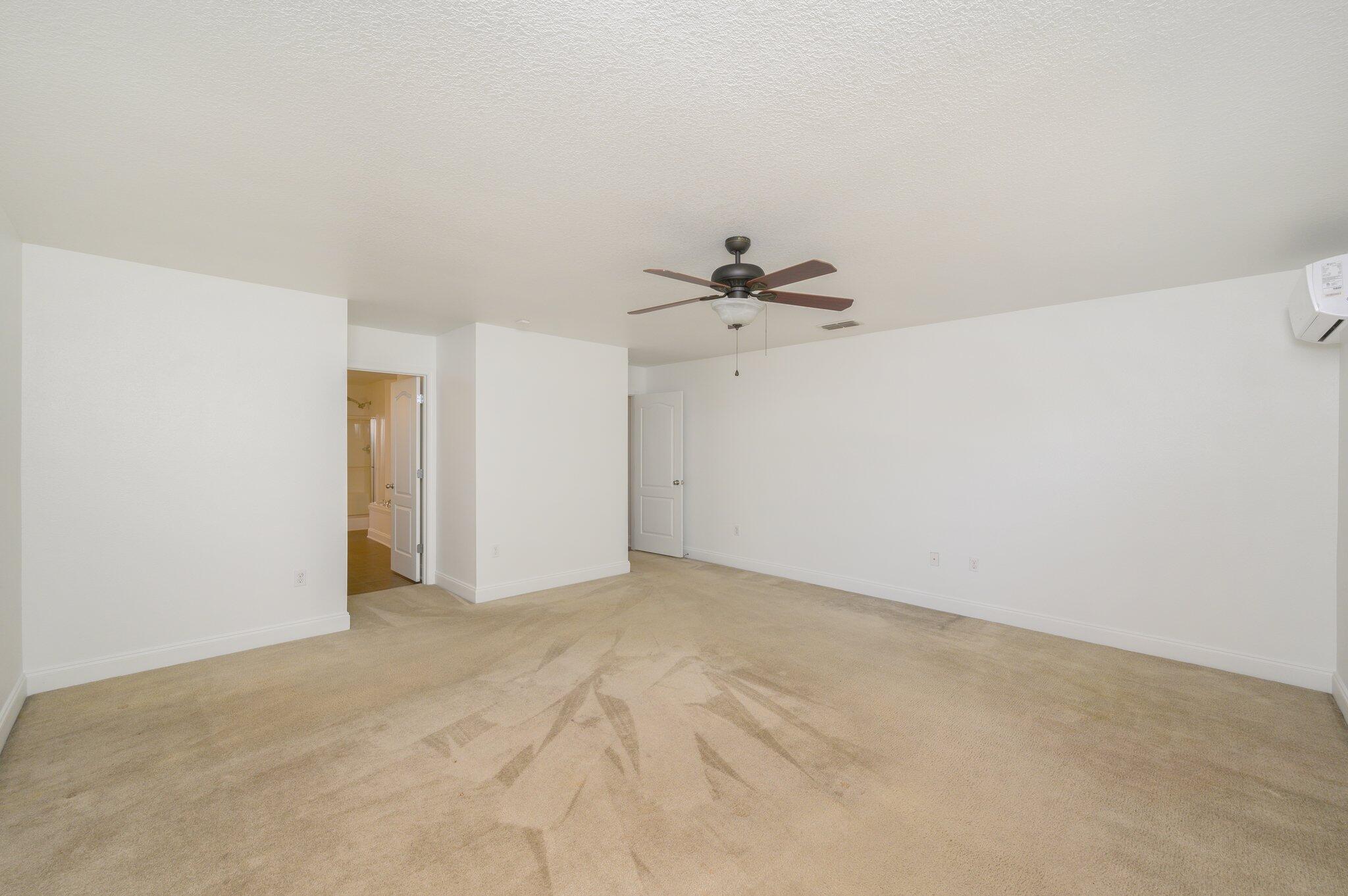 SILVER SPRINGS EST - Residential