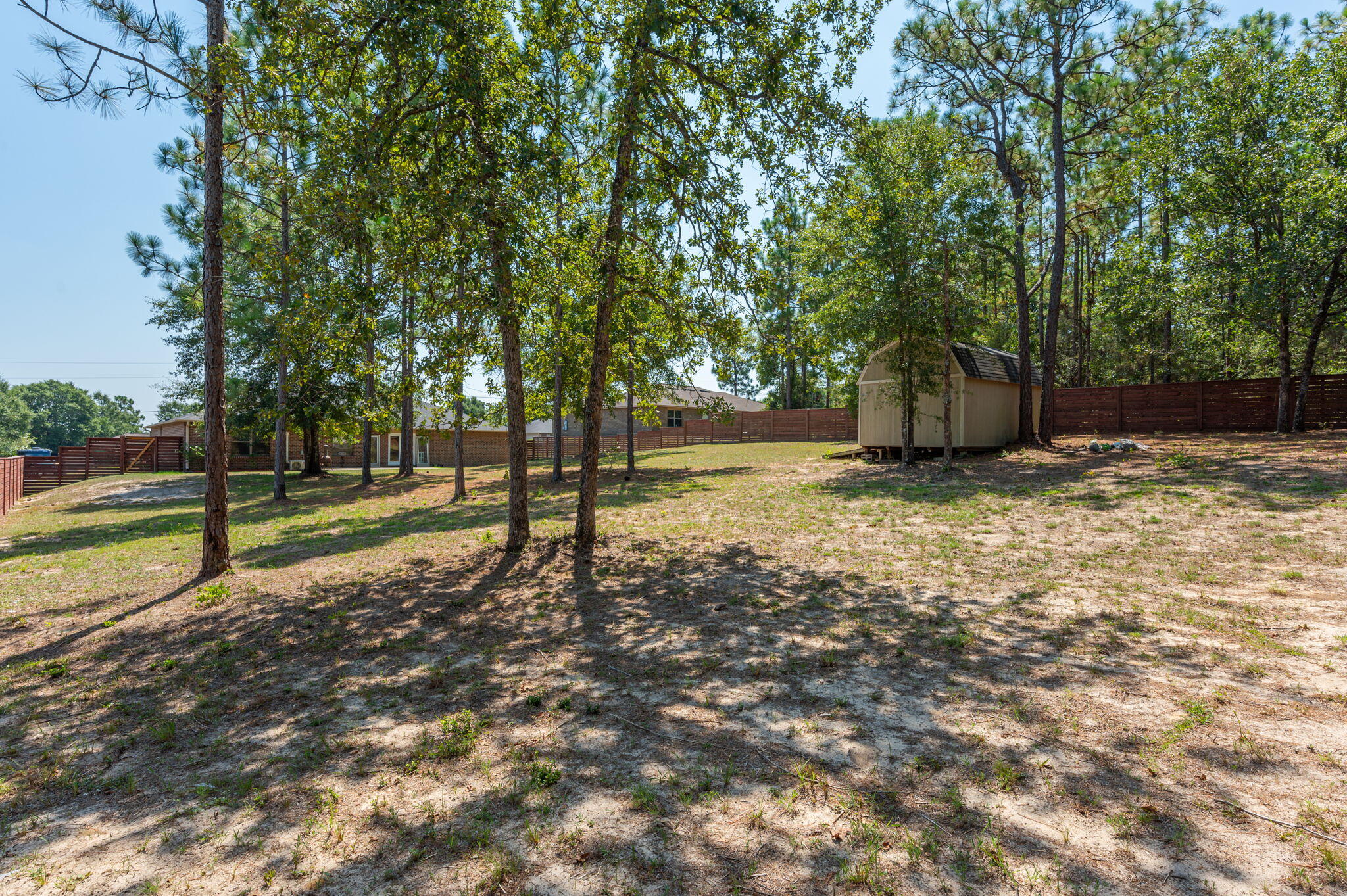 SILVER SPRINGS EST - Residential