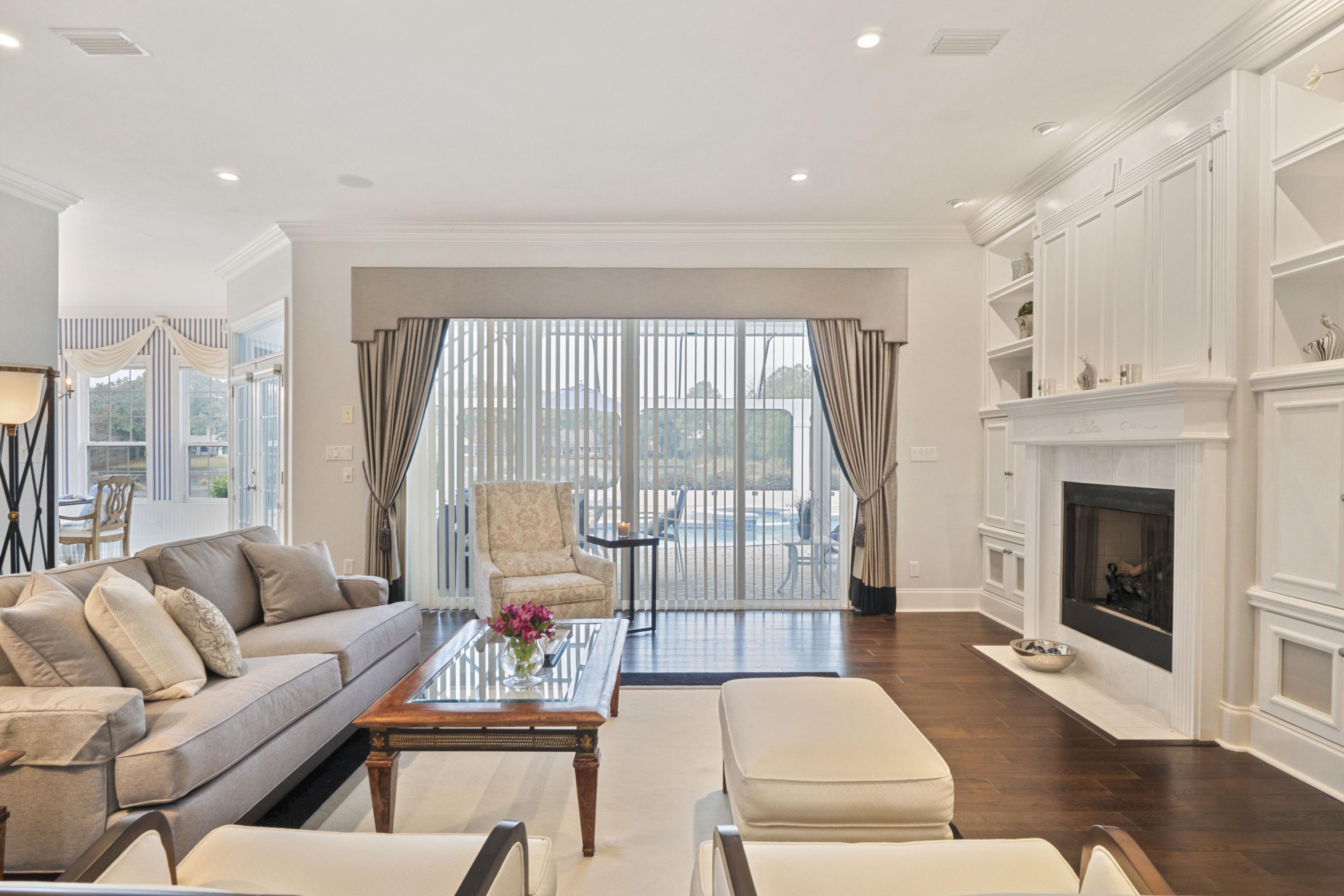 OAKLAKE - Residential