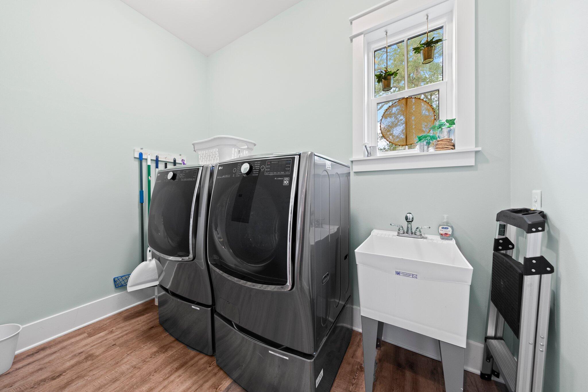 MAGNOLIA - Residential